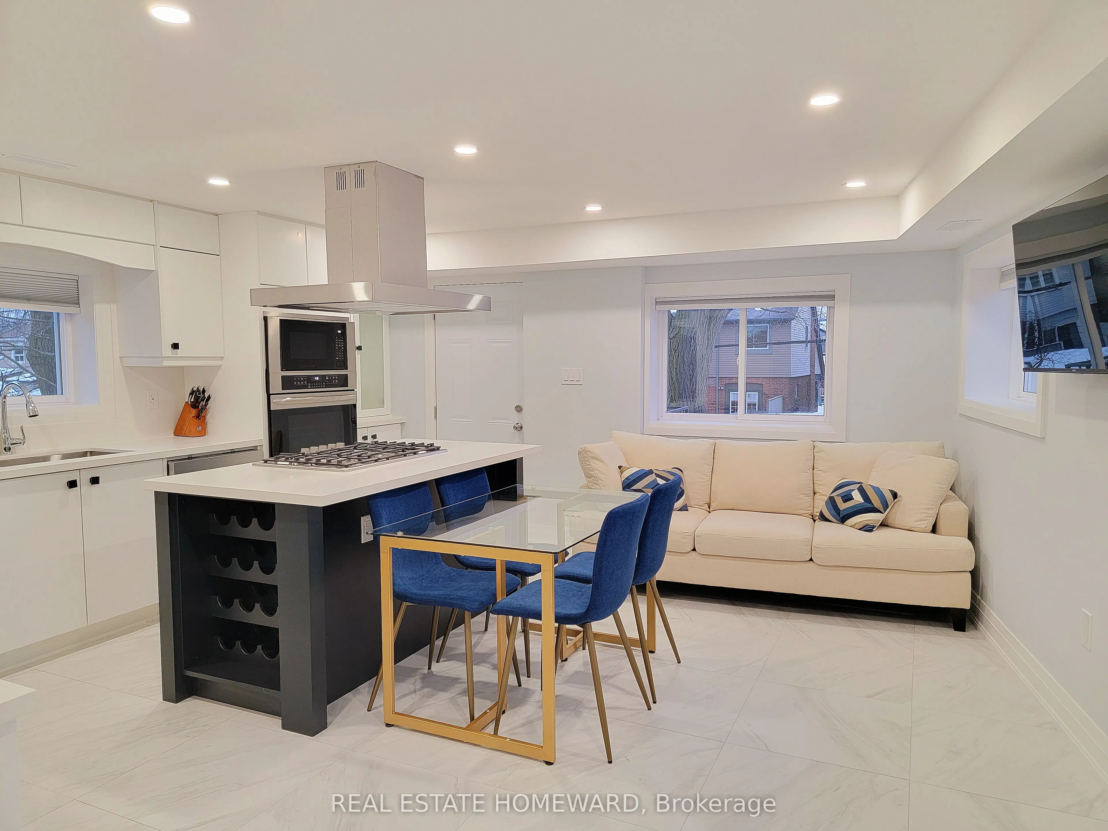 434 Victoria Park Avenue