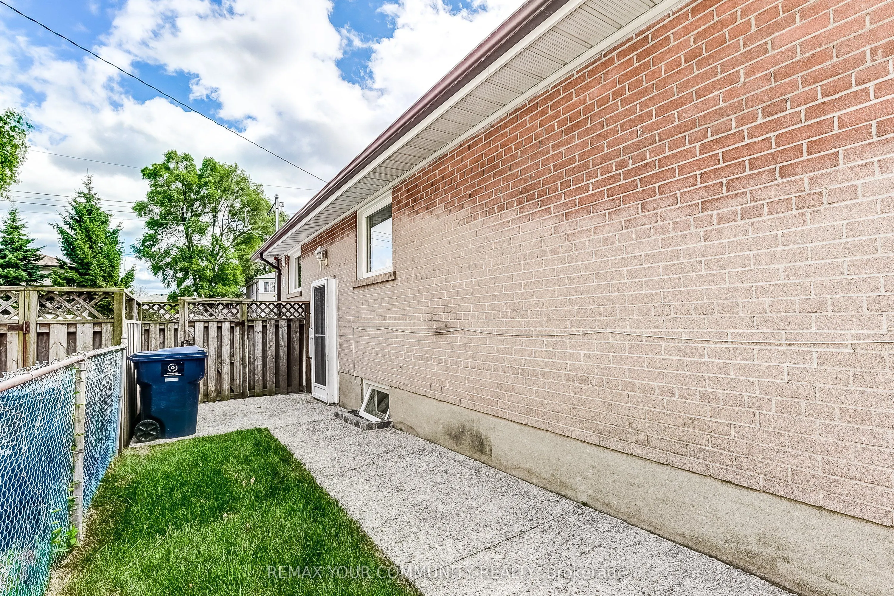 53 Glory Crescent
