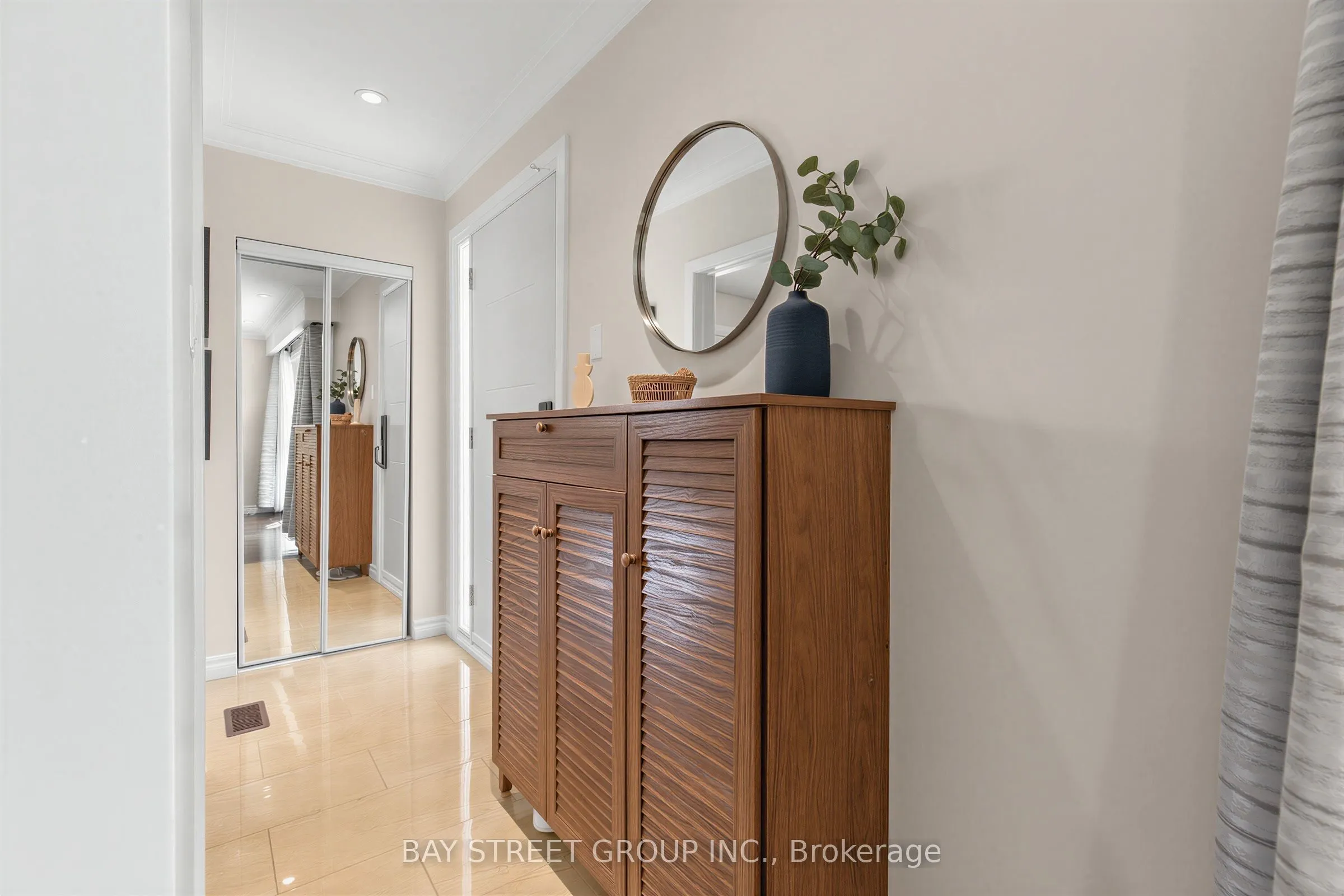 8 Amethyst Road
