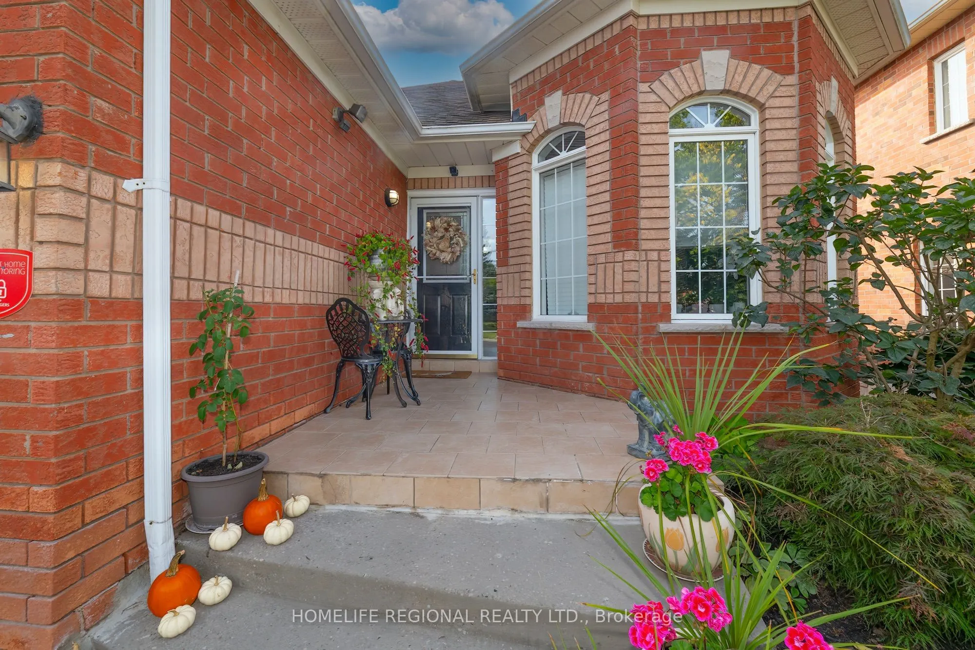 40 Arnold Crescent