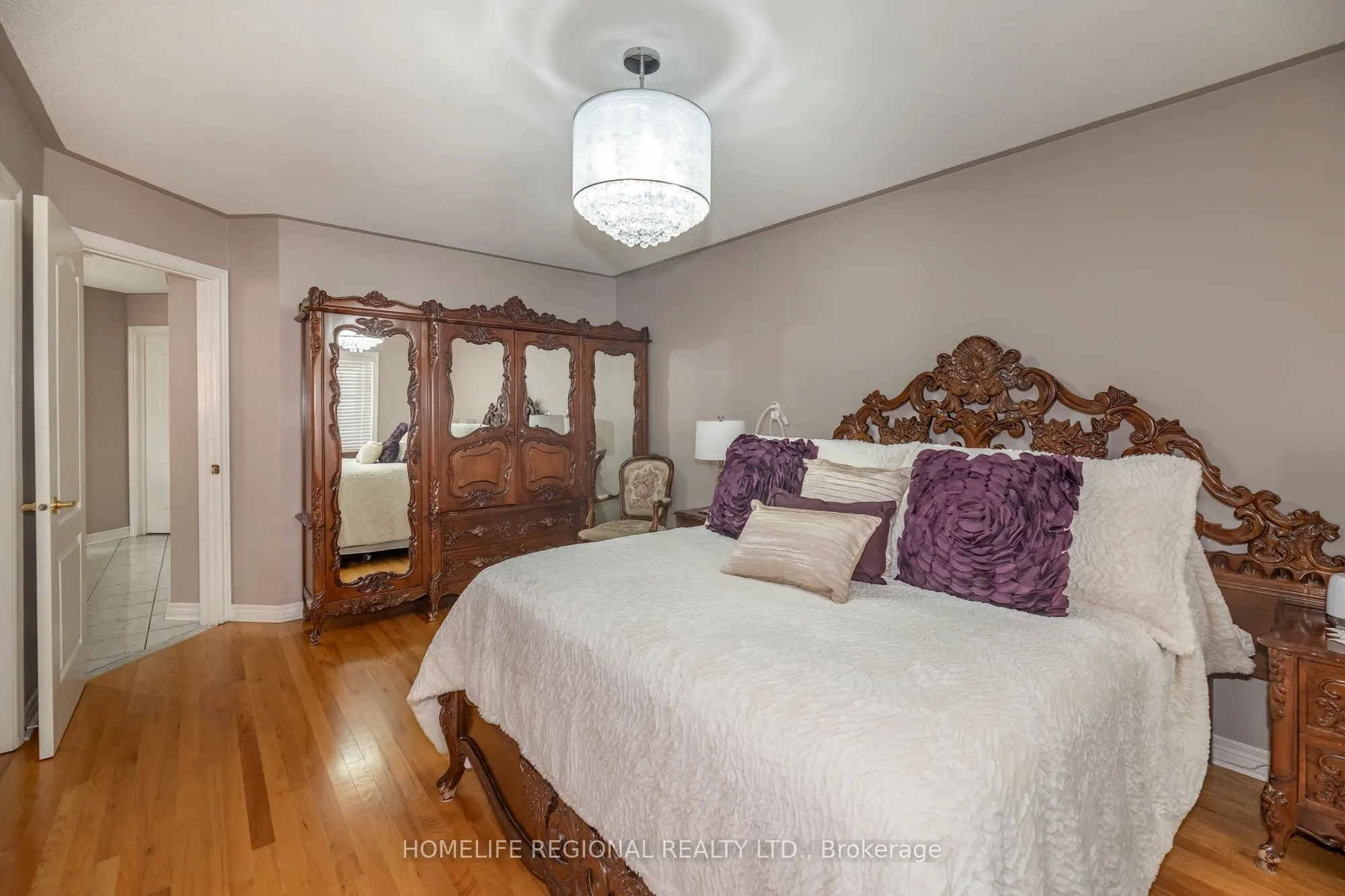 40 Arnold Crescent