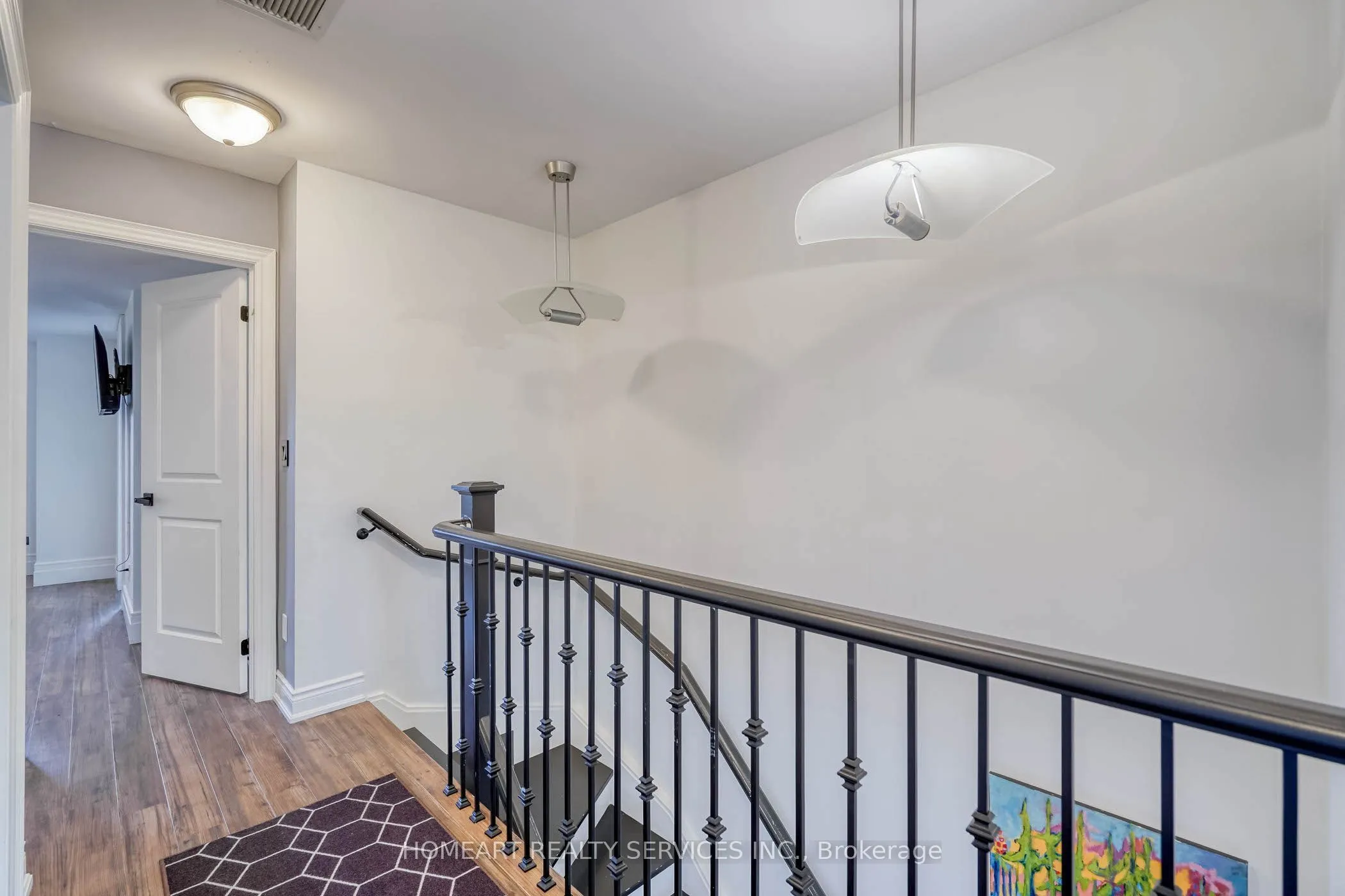 17 Baldwin Street #209