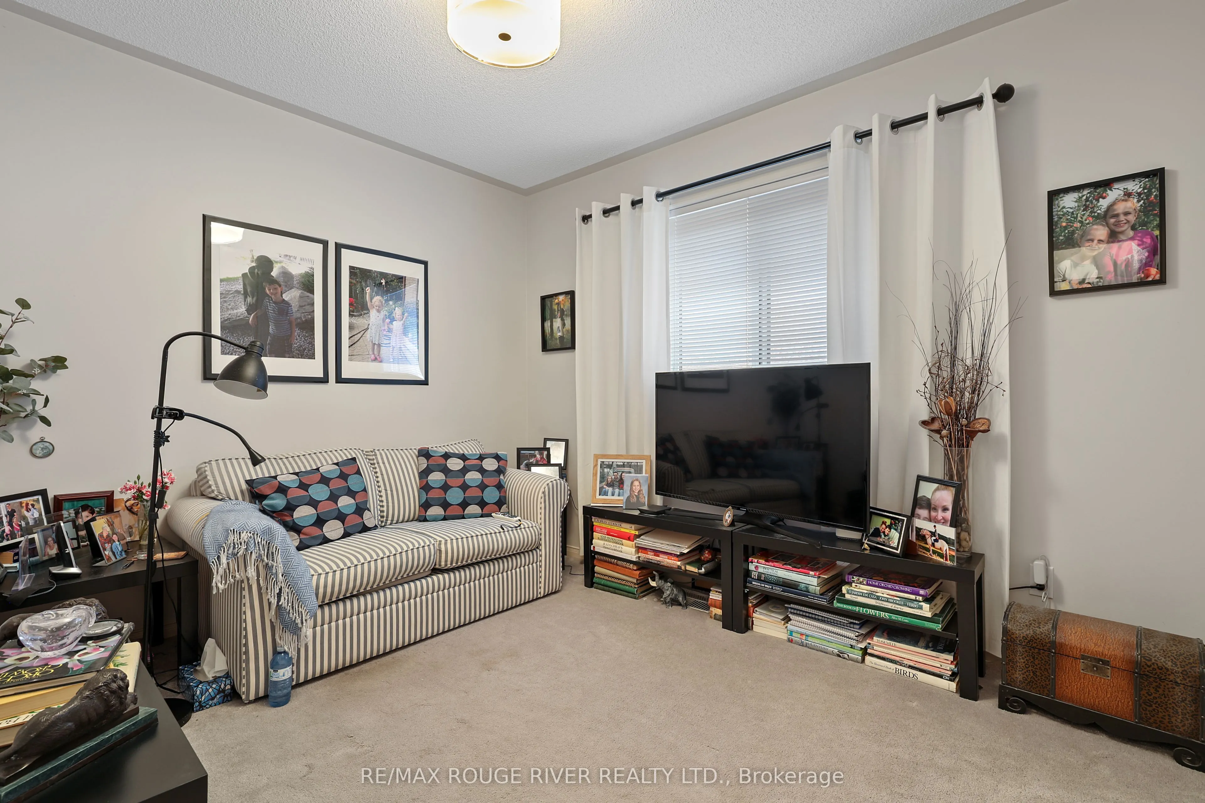 1543 Otonabee Drive