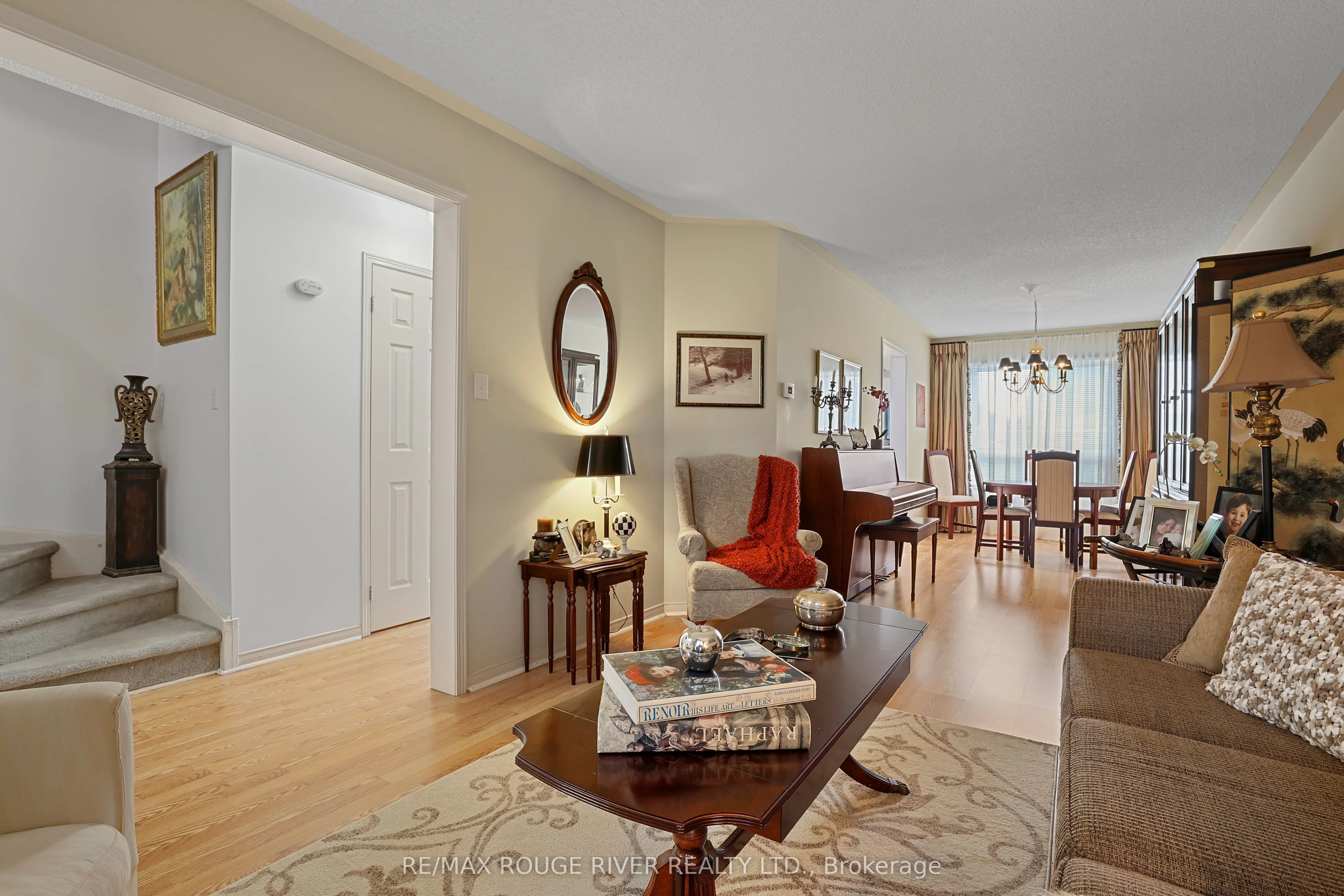 1543 Otonabee Drive