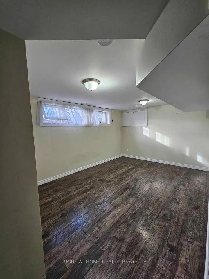 707 Hortop Street #Lower