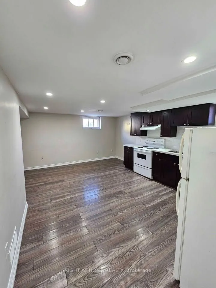 707 Hortop Street #Lower