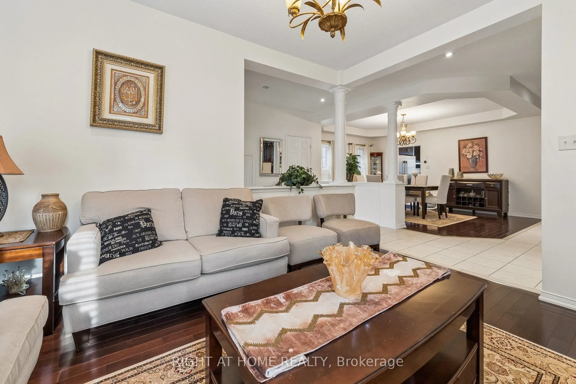 13 Weston Crescent