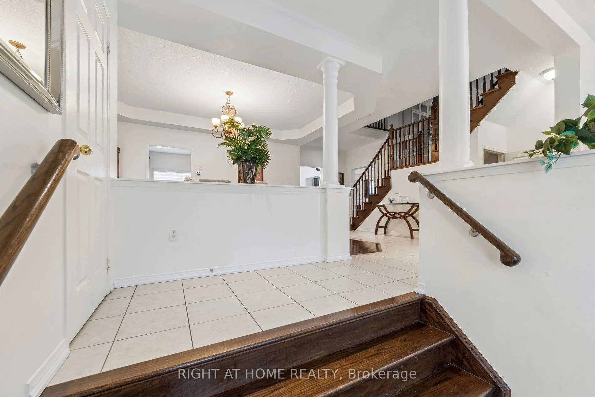 13 Weston Crescent