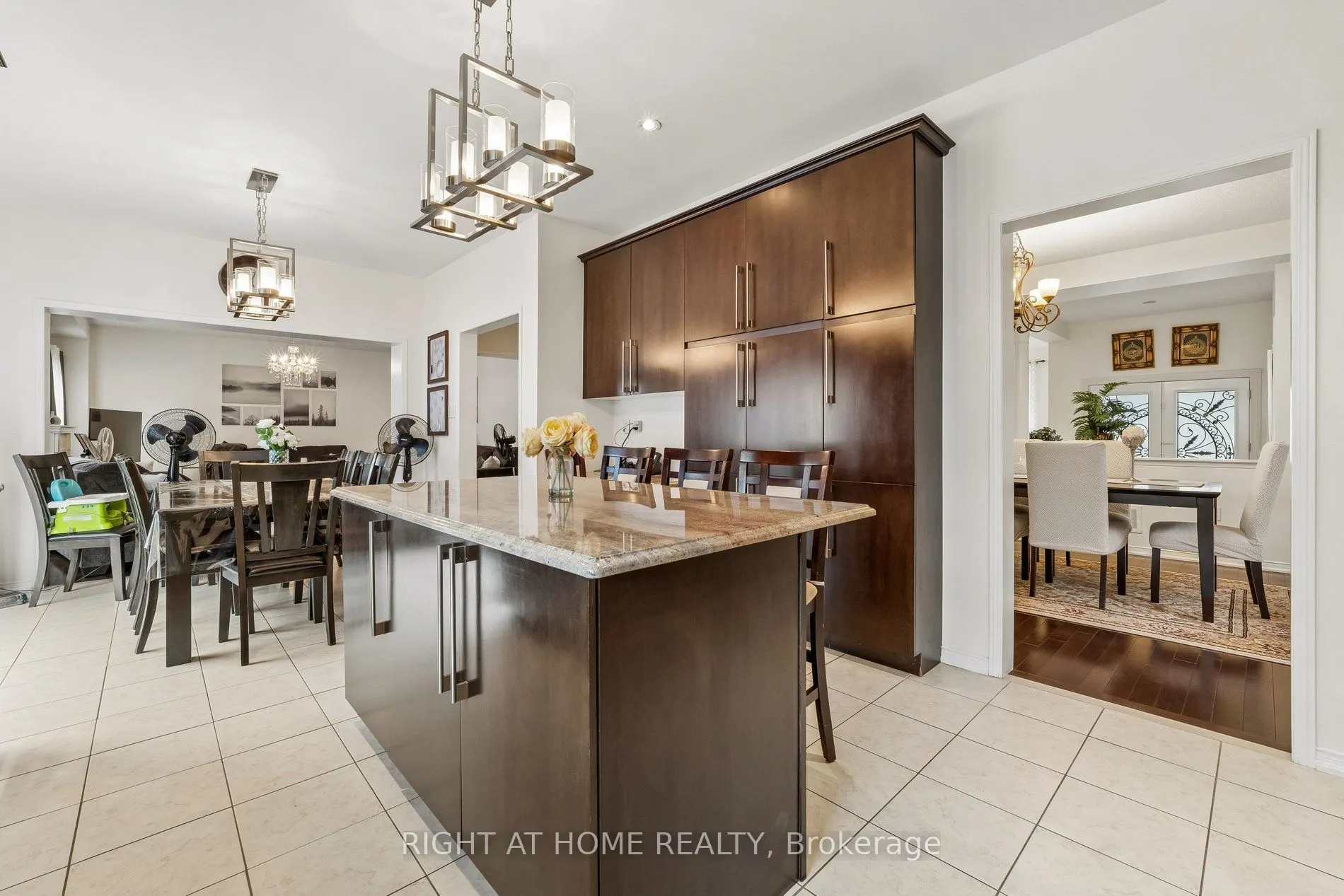 13 Weston Crescent