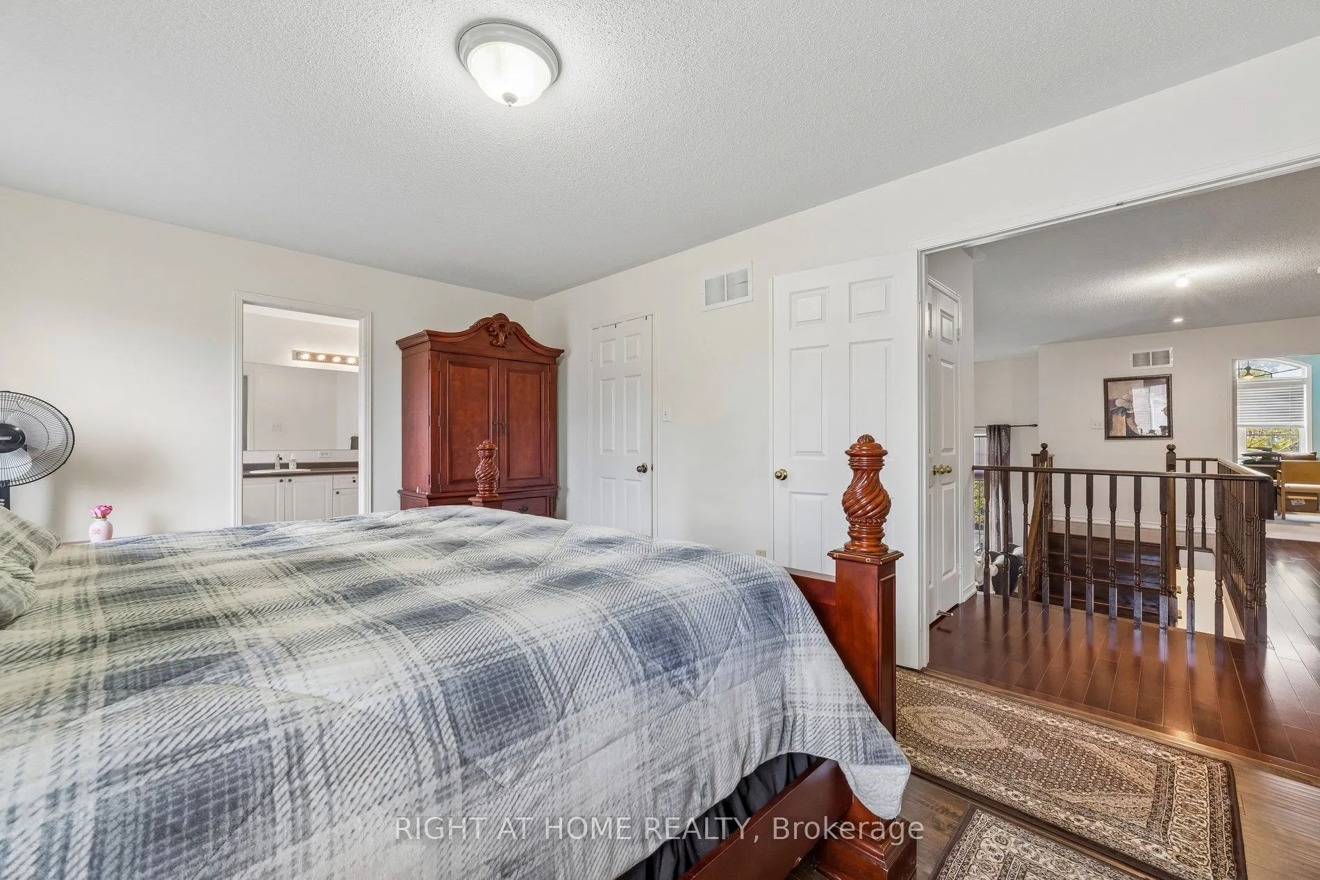 13 Weston Crescent