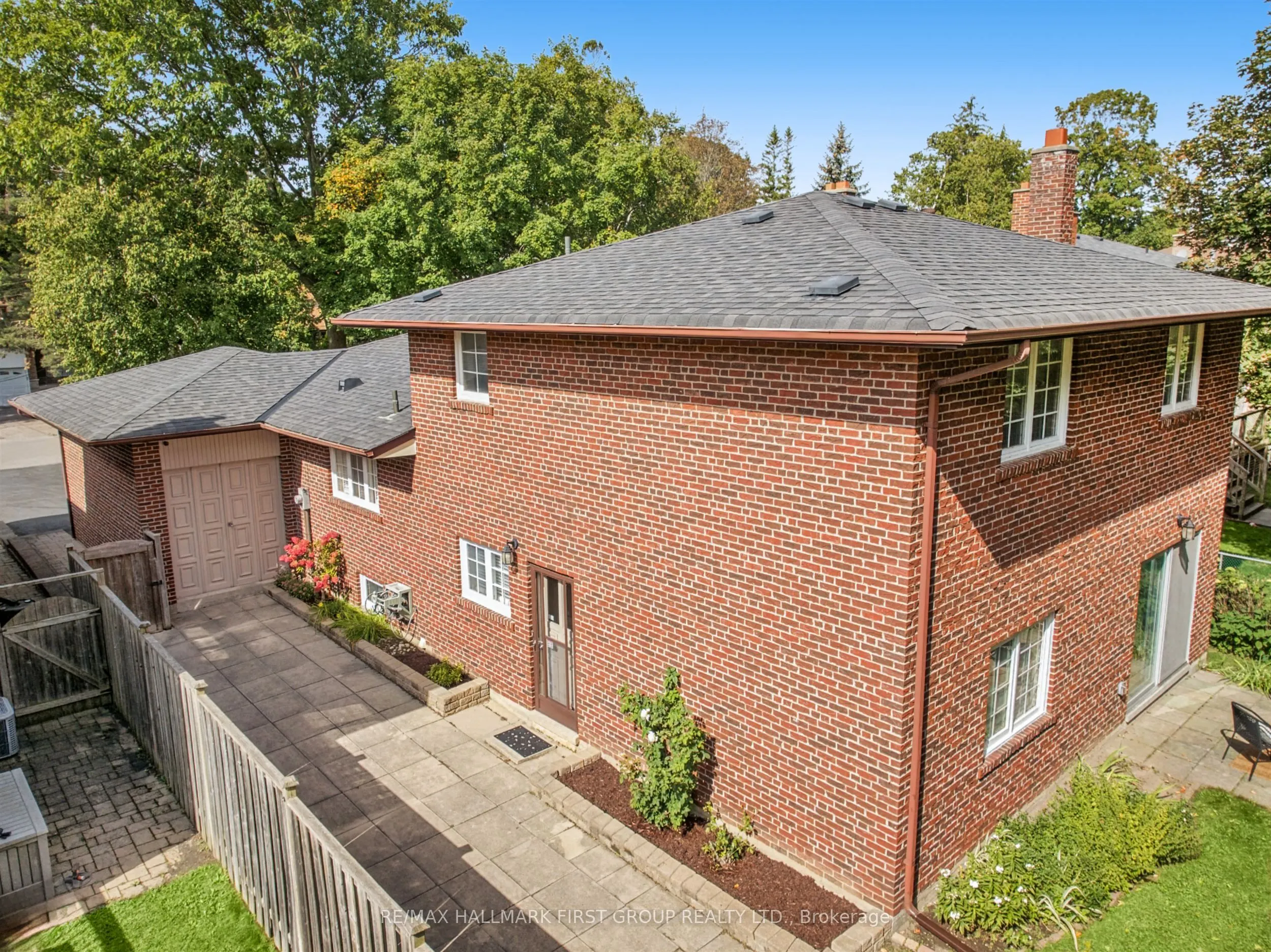21 Ivan Road