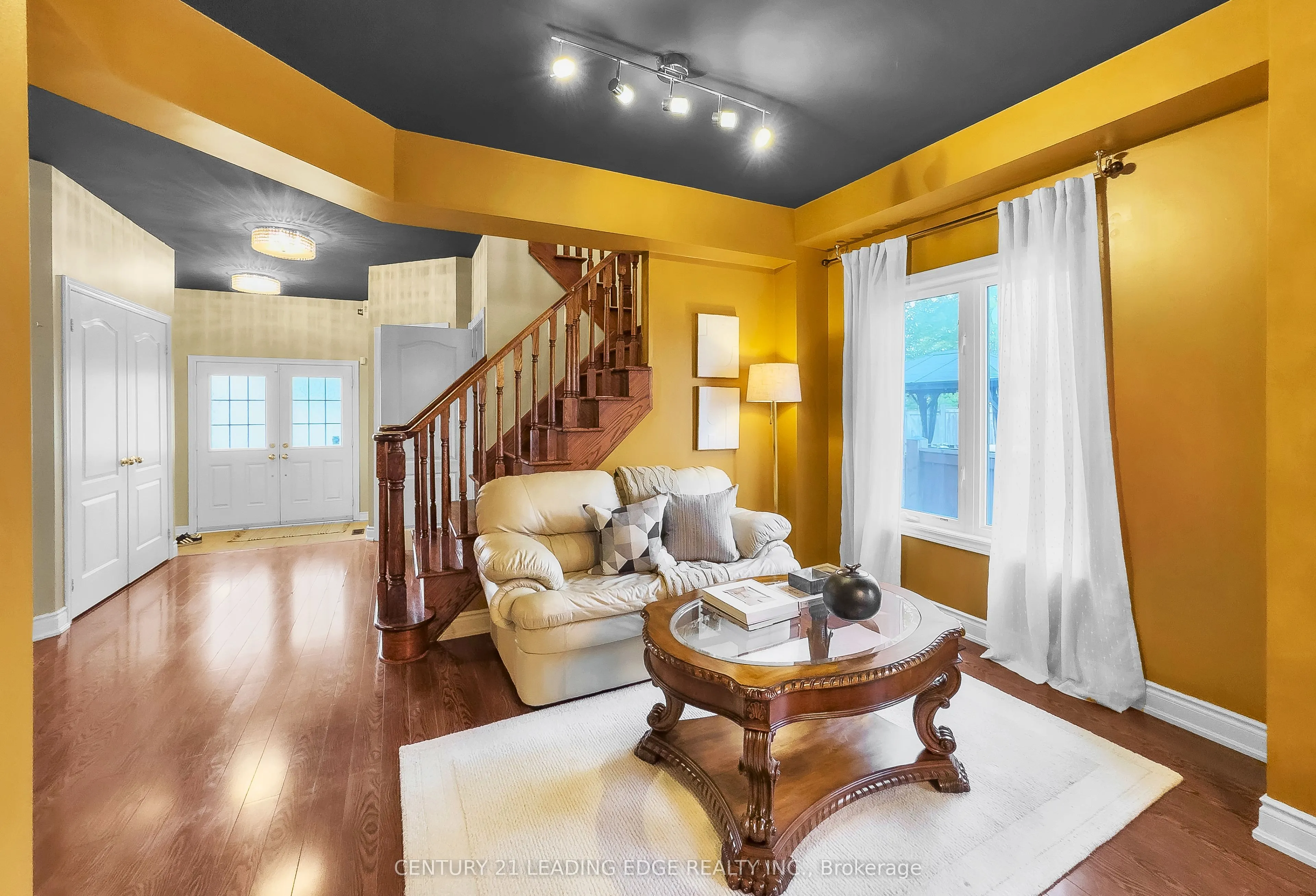 16 Bicknell Court