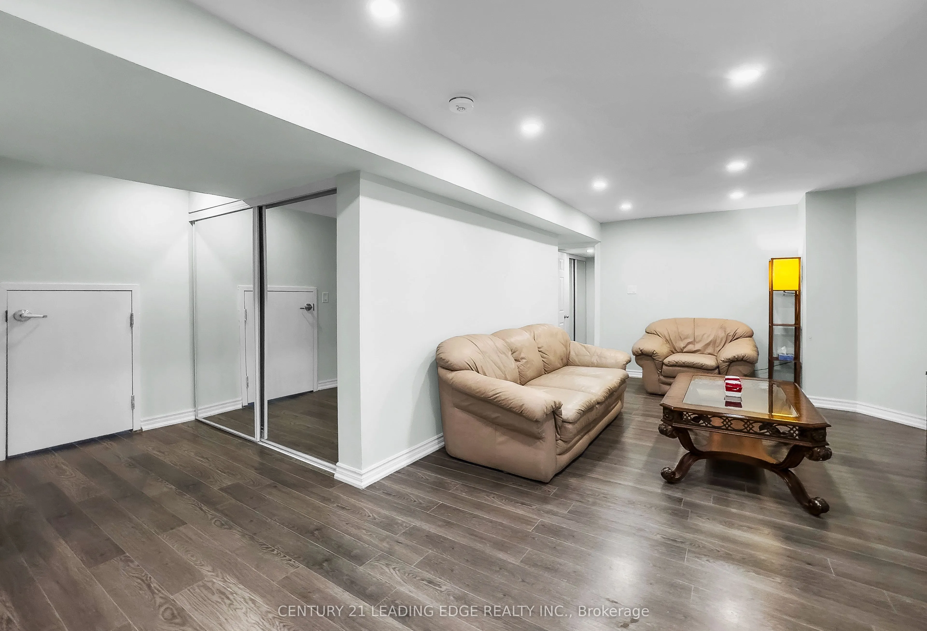 16 Bicknell Court