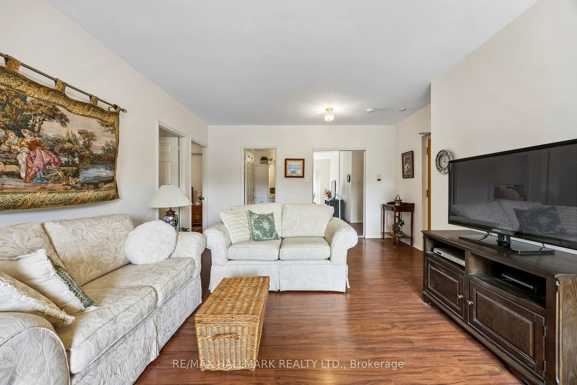 1715 Kingston Road #104