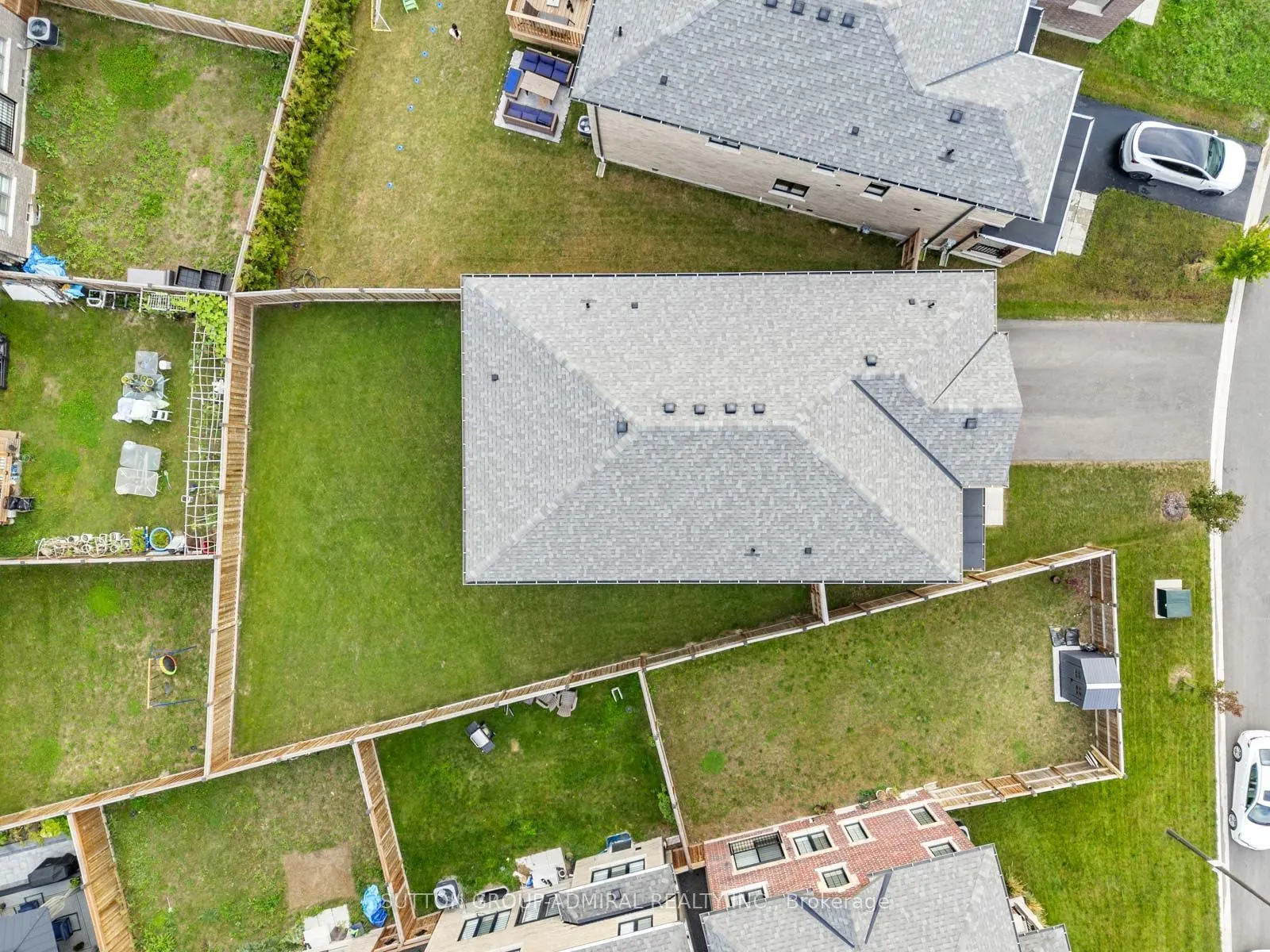 7 Priory Drive