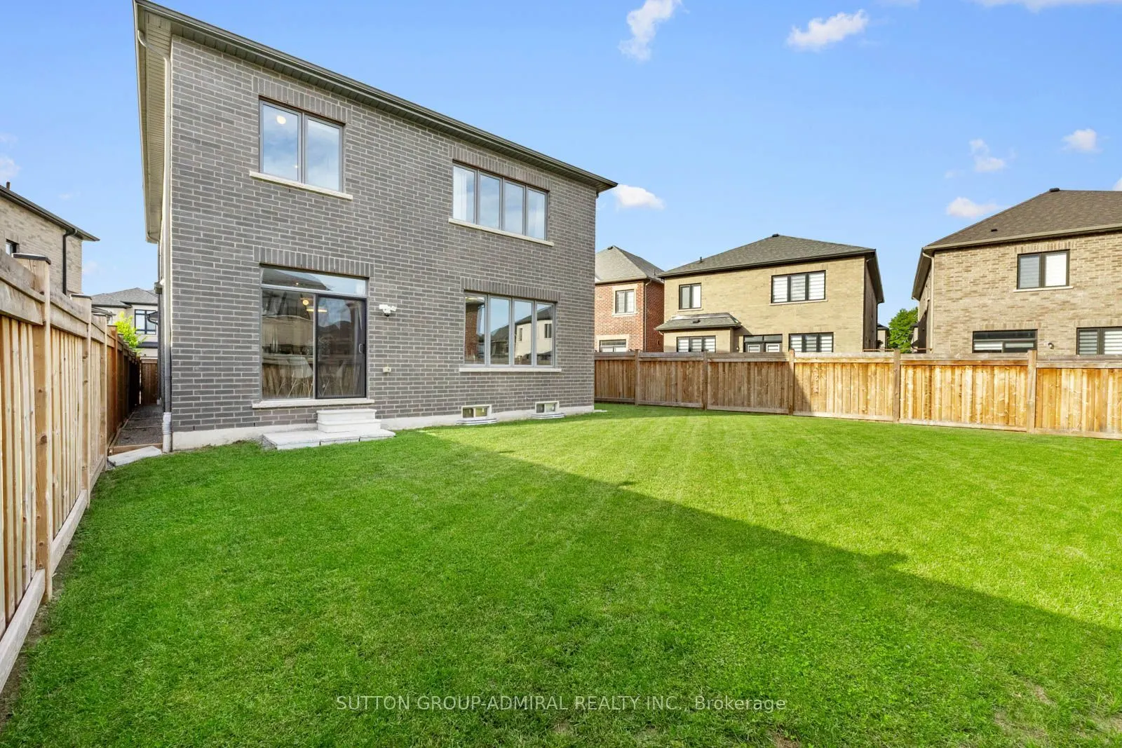 7 Priory Drive