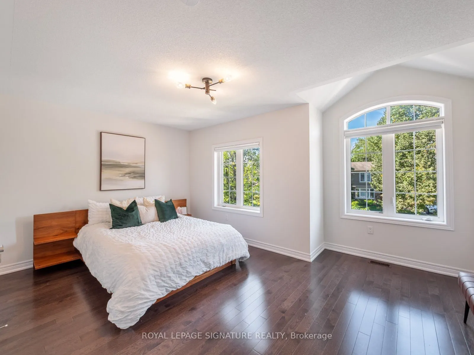 35 Acheson Boulevard