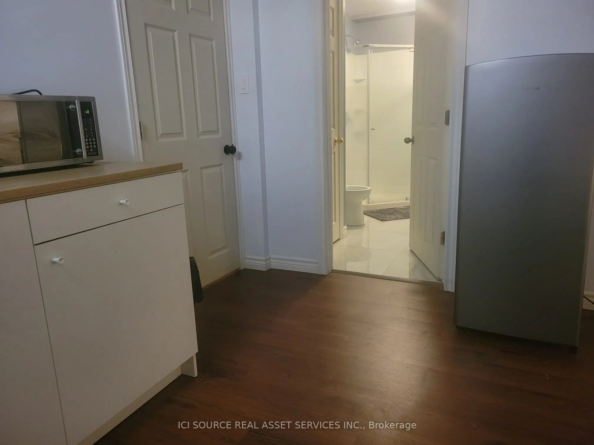 108 Aylesworth Avenue