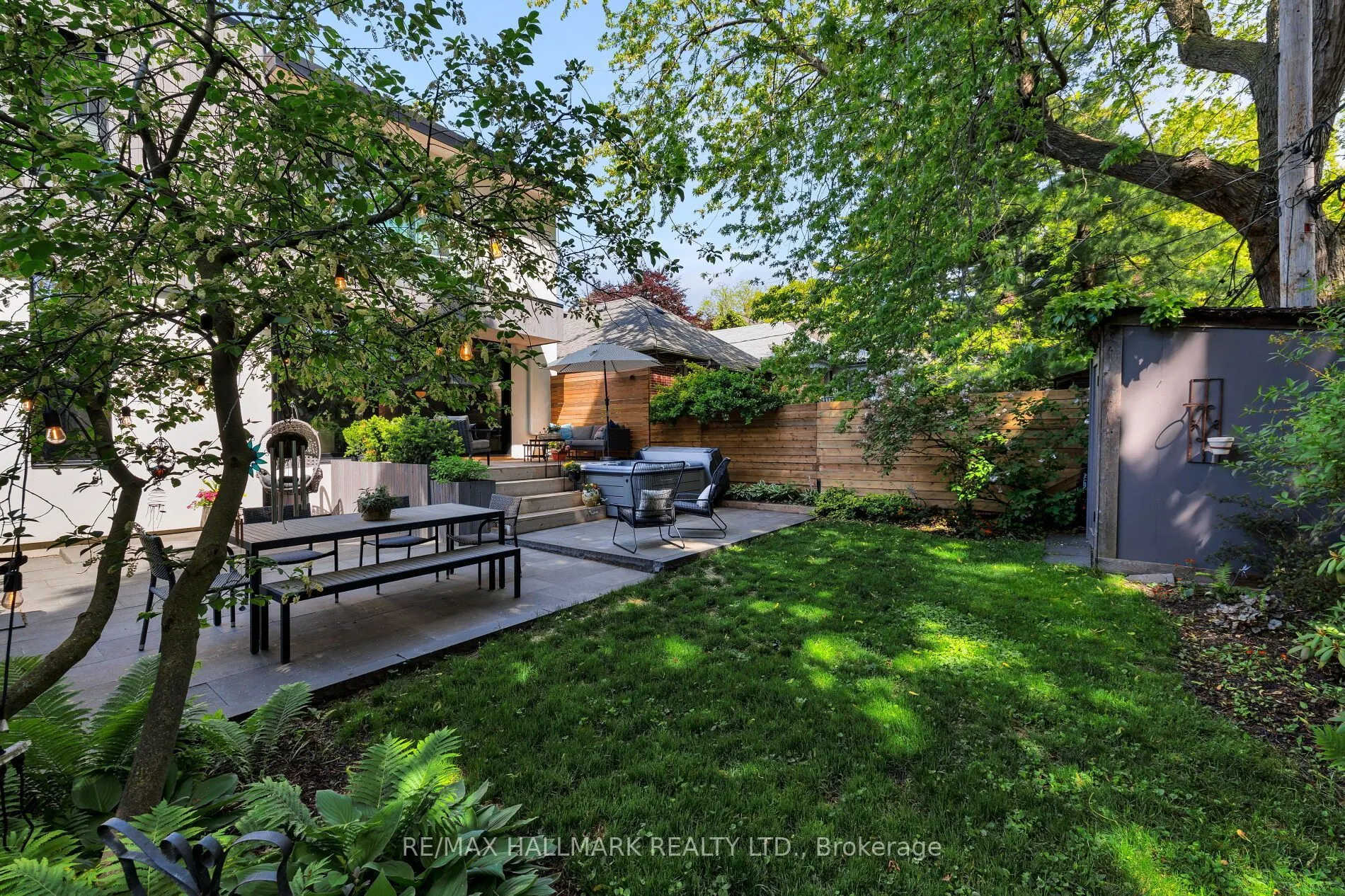 41 Fallingbrook Road
