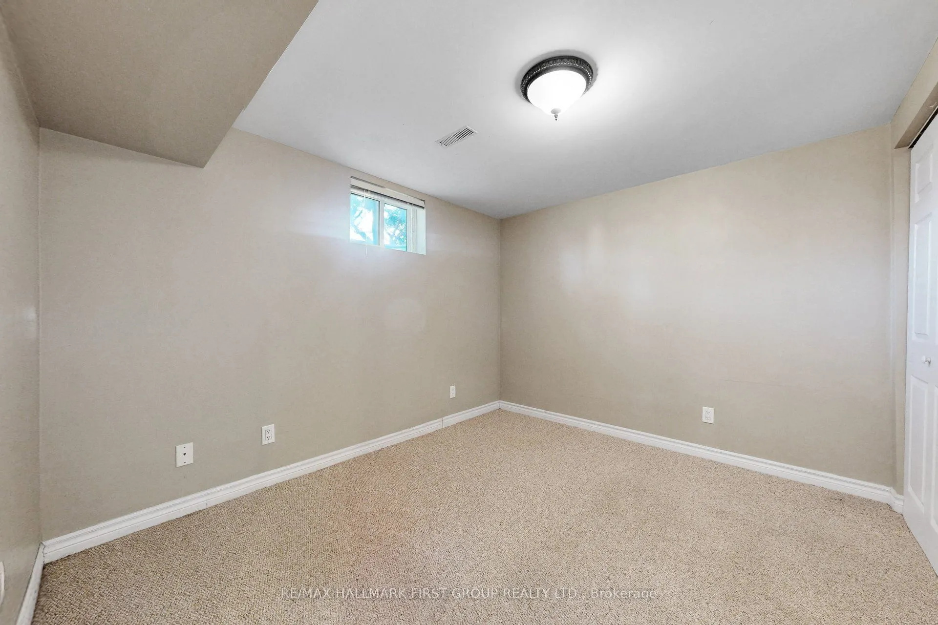 789 Hillcrest Road