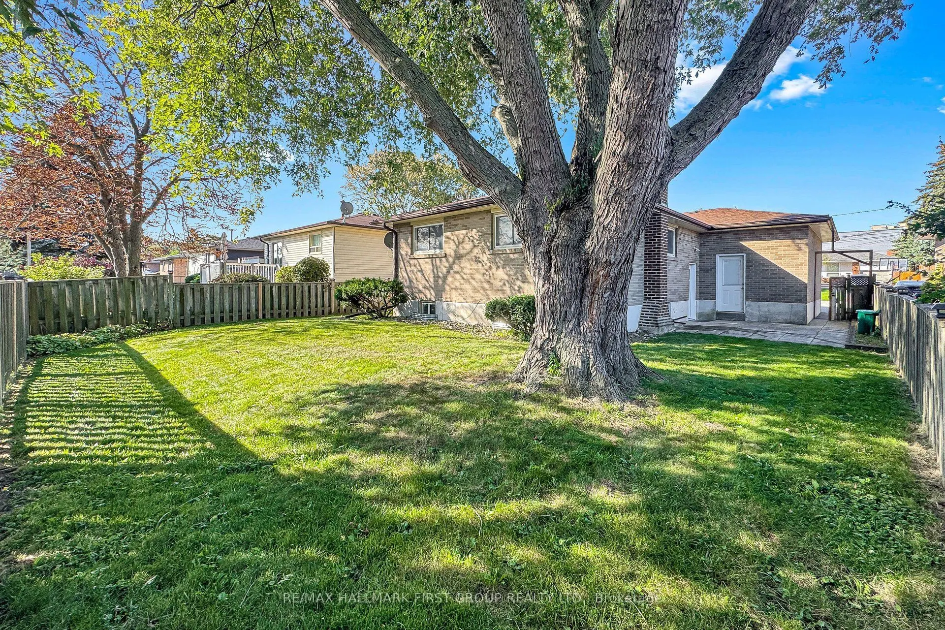 789 Hillcrest Road