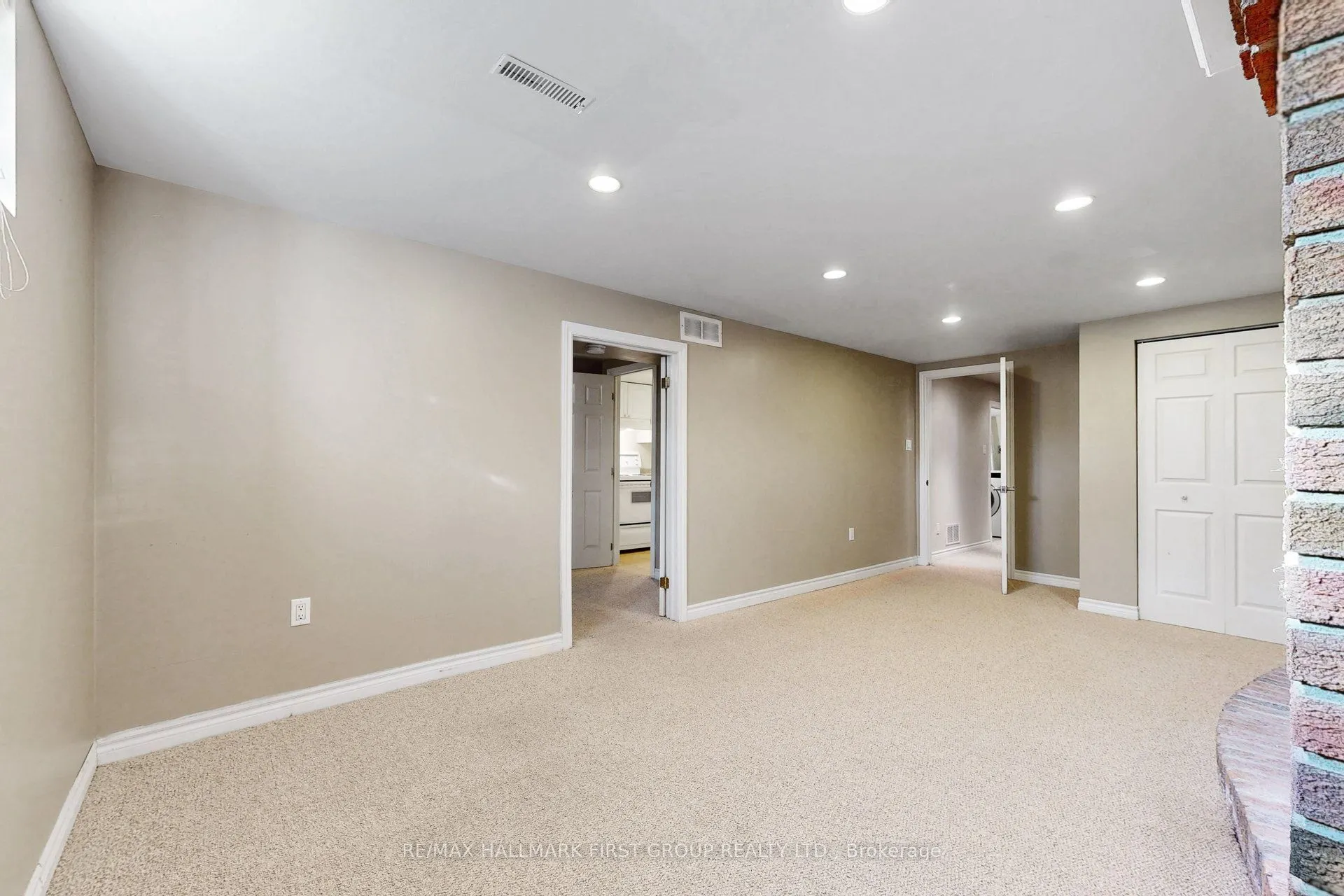 789 Hillcrest Road