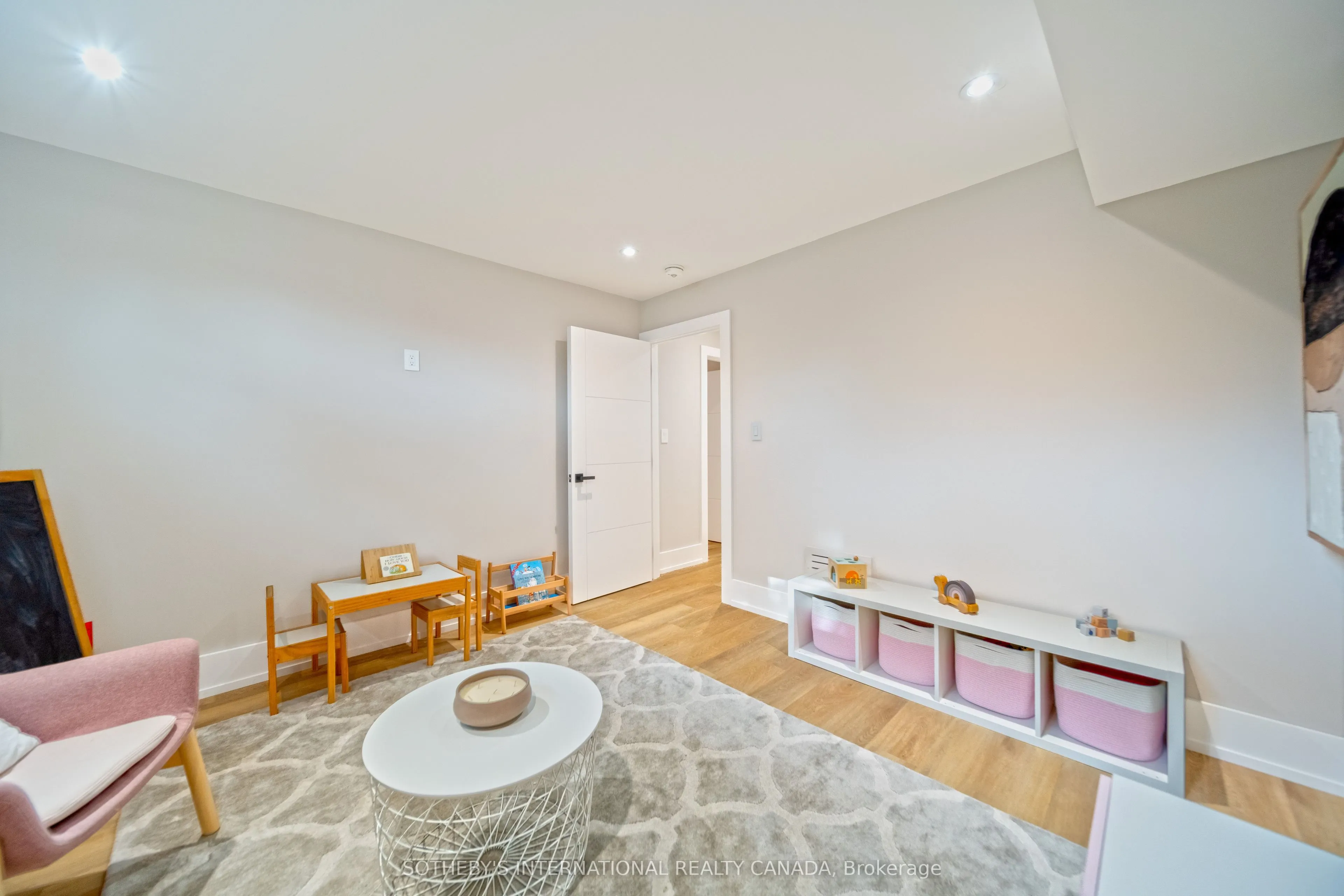 171 Durant Avenue