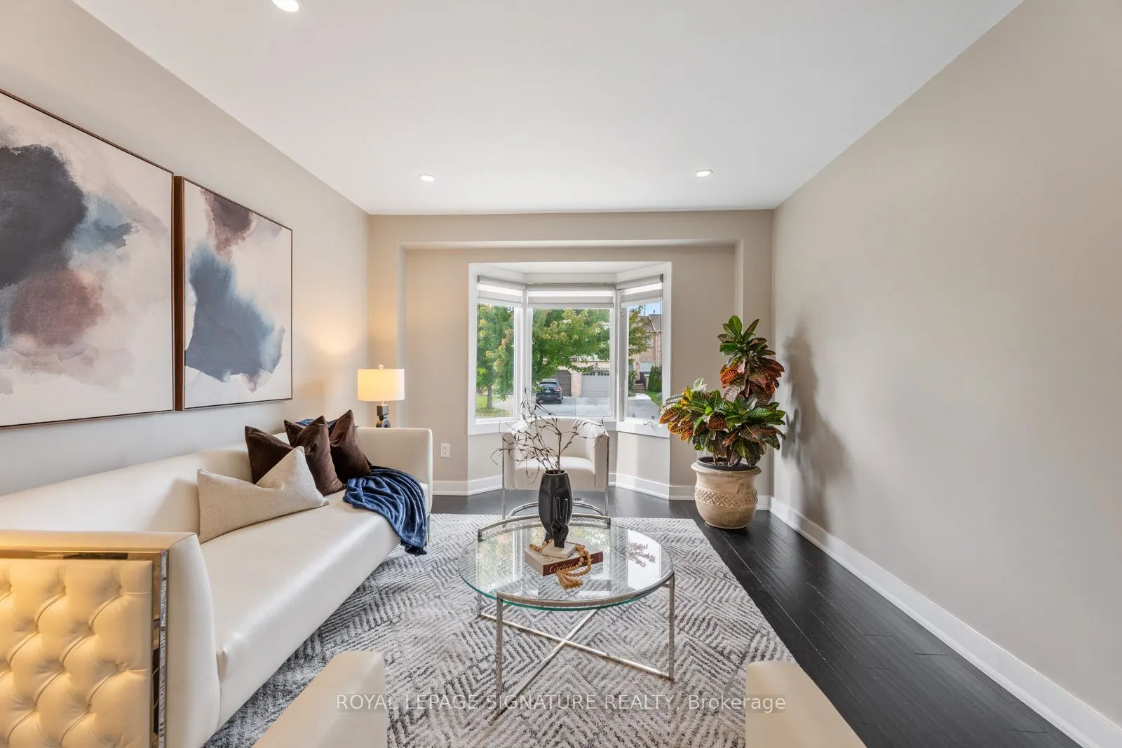 2053 Blue Ridge Crescent