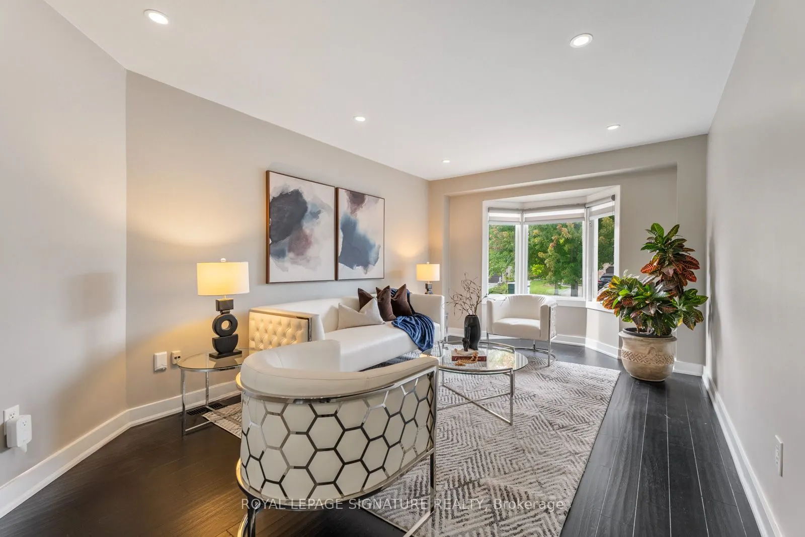 2053 Blue Ridge Crescent