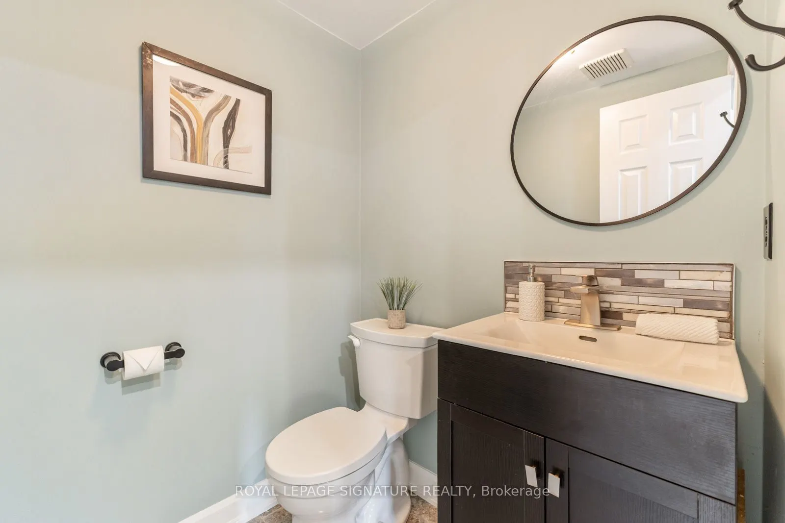 2053 Blue Ridge Crescent