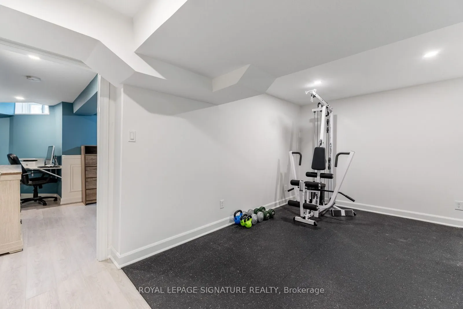 2053 Blue Ridge Crescent