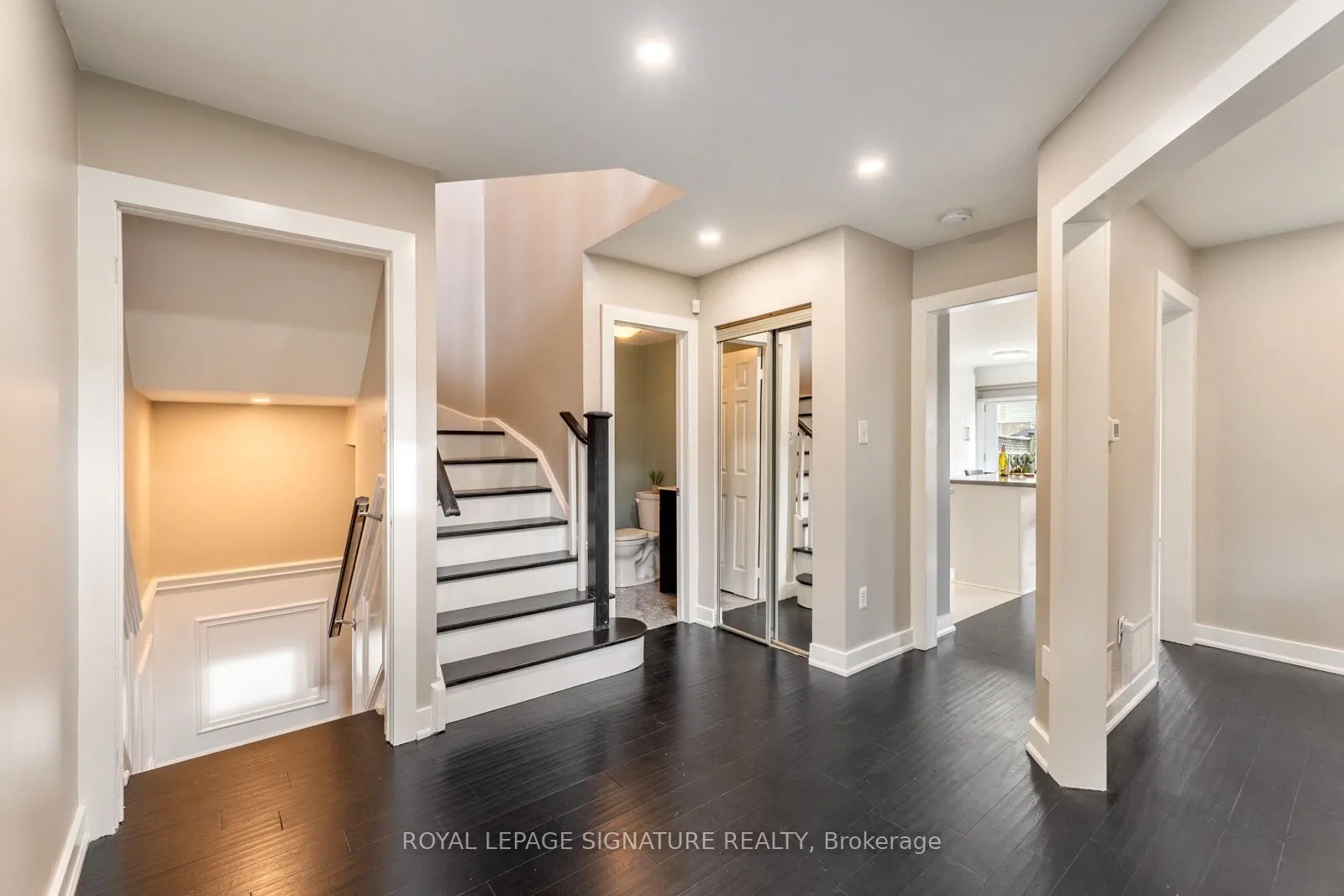 2053 Blue Ridge Crescent