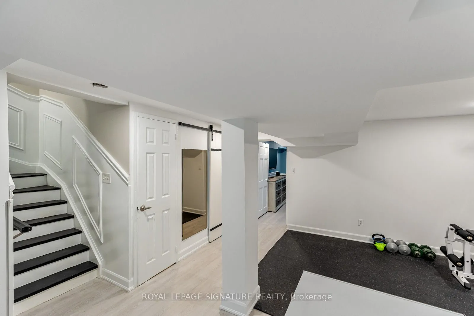 2053 Blue Ridge Crescent