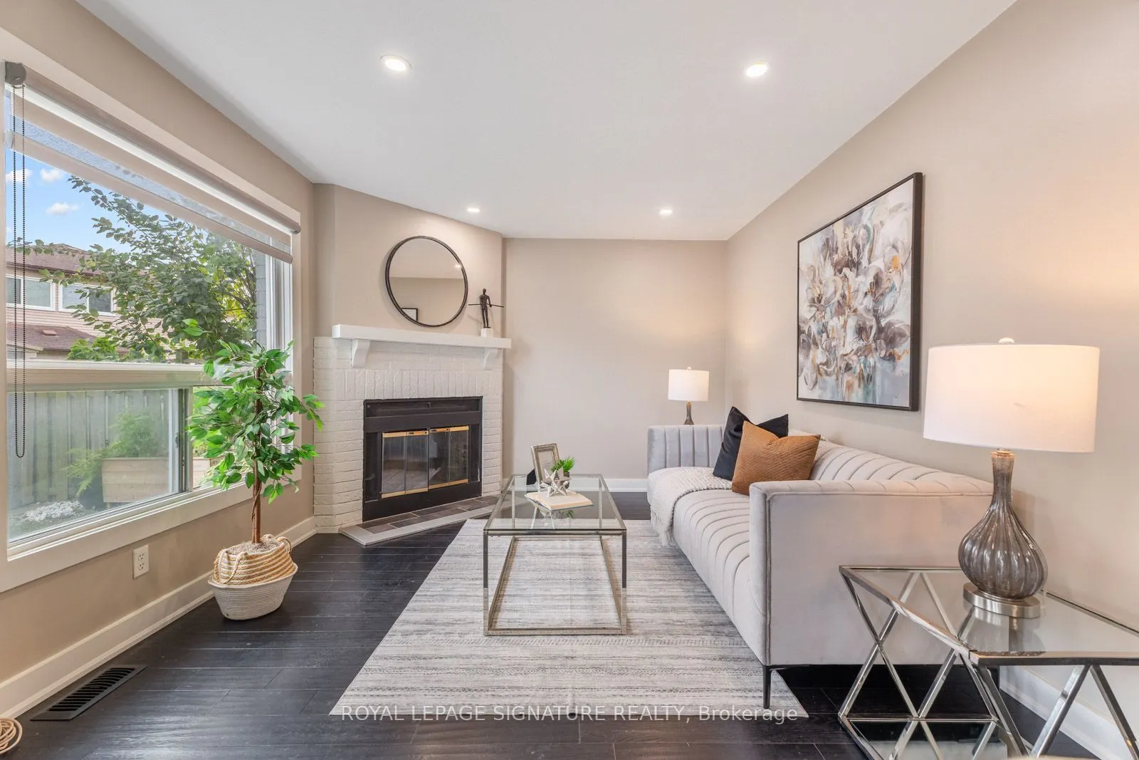 2053 Blue Ridge Crescent