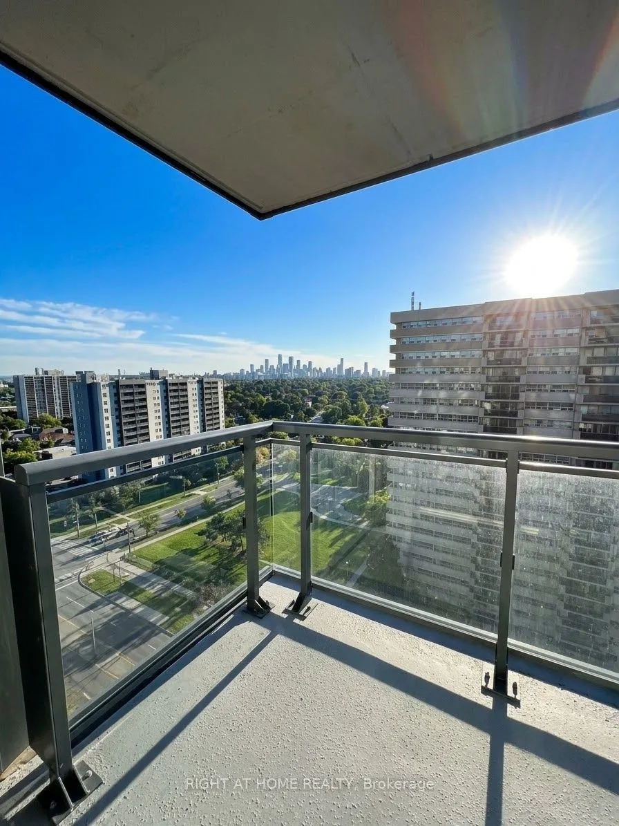 20 Meadowglen Place #1607