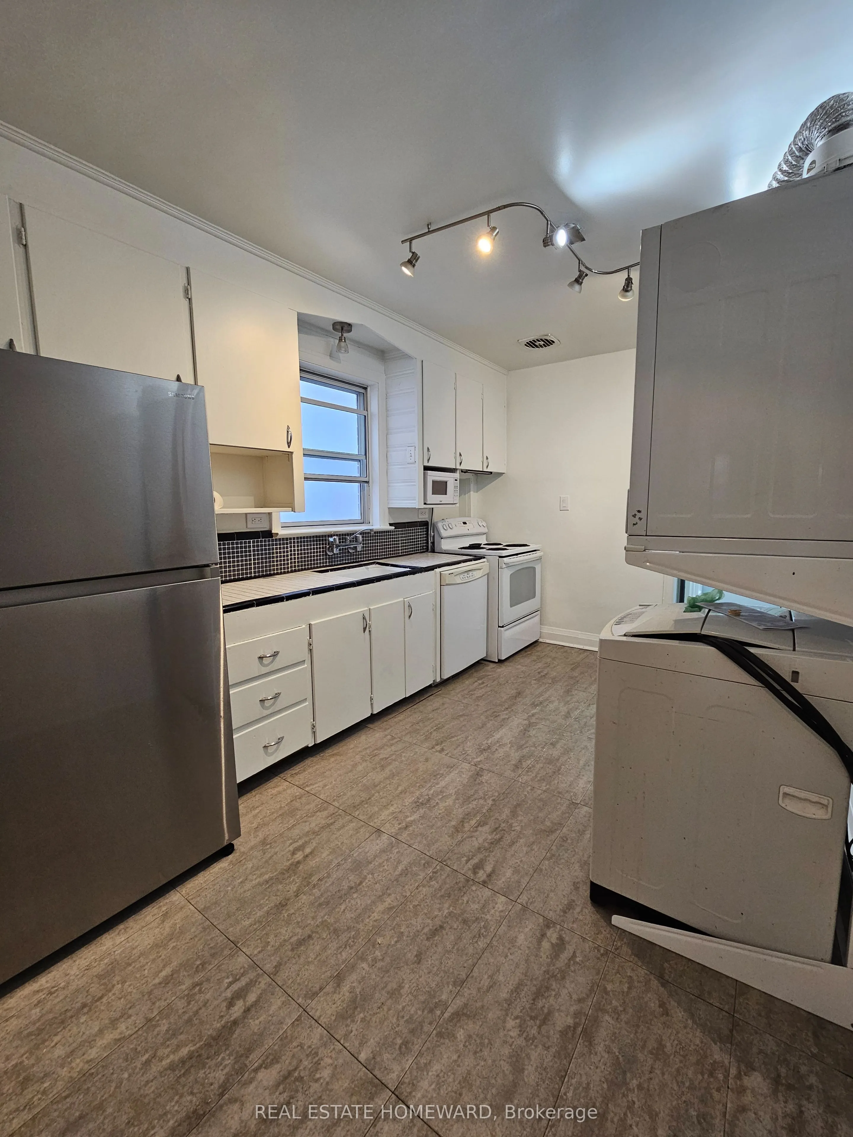 45 Norlong Boulevard #Main