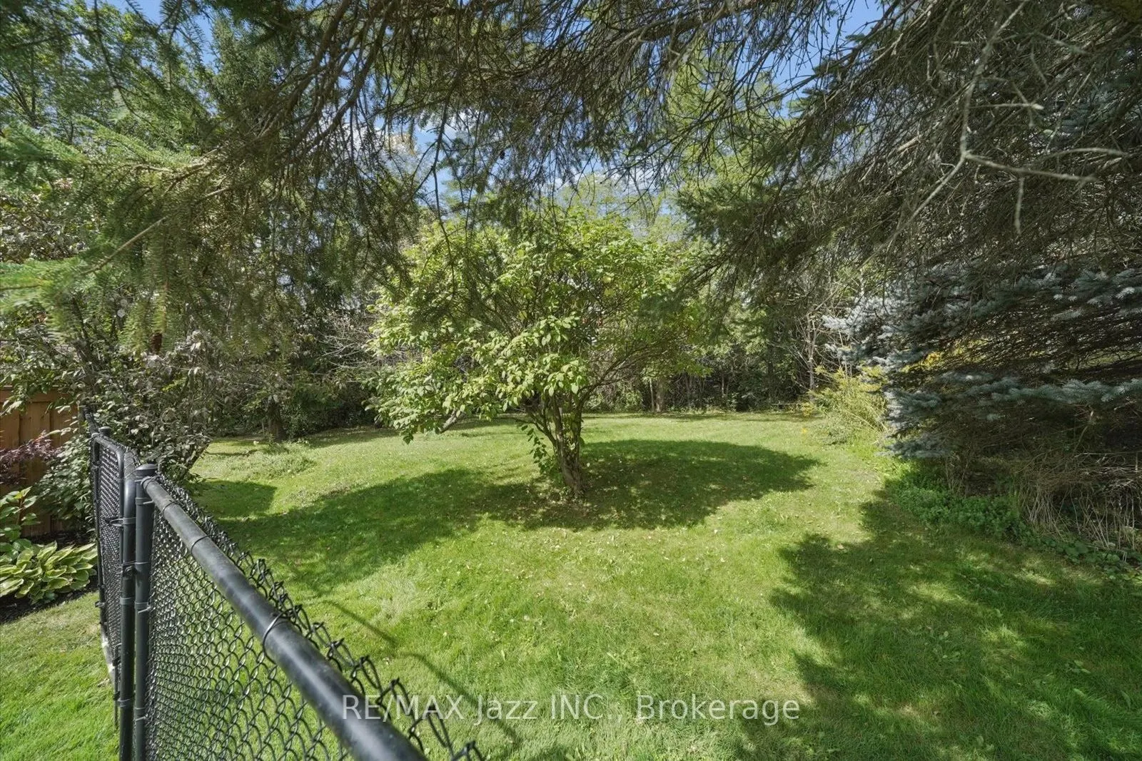 510 Fairglen Avenue