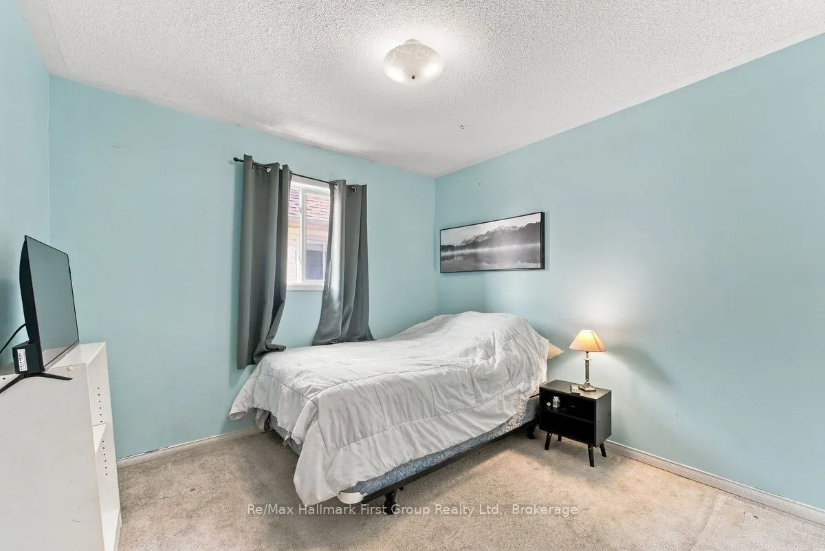 120 Point Hope Place