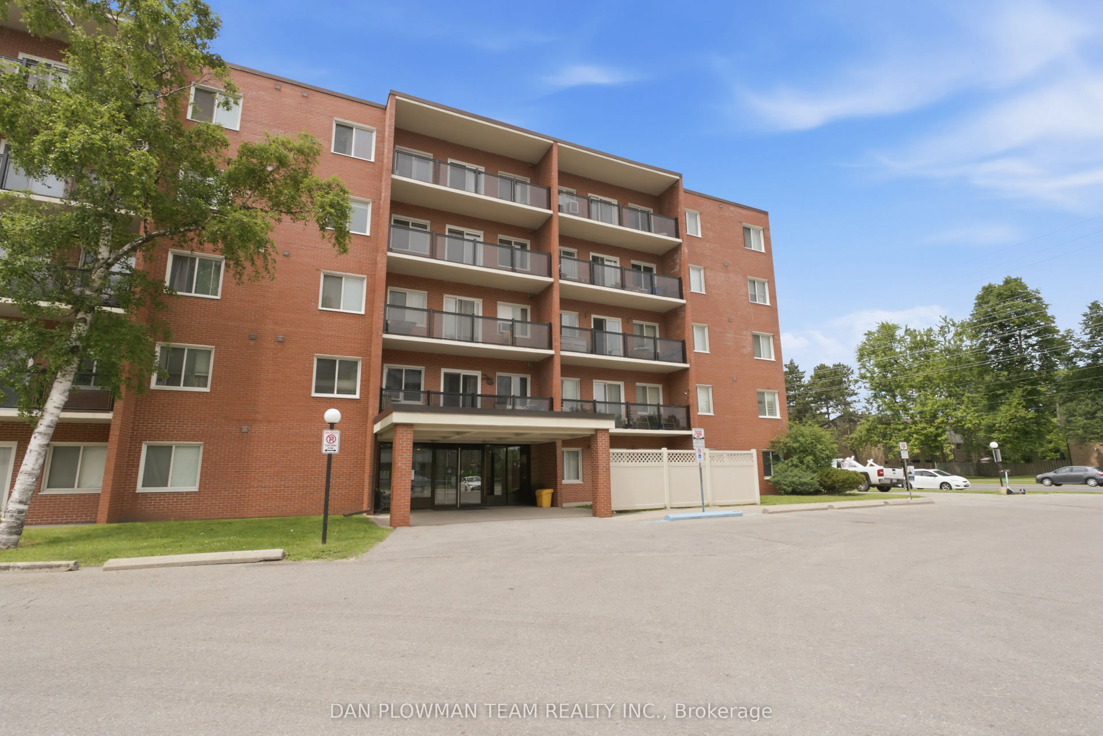 131 Taunton Road E #204