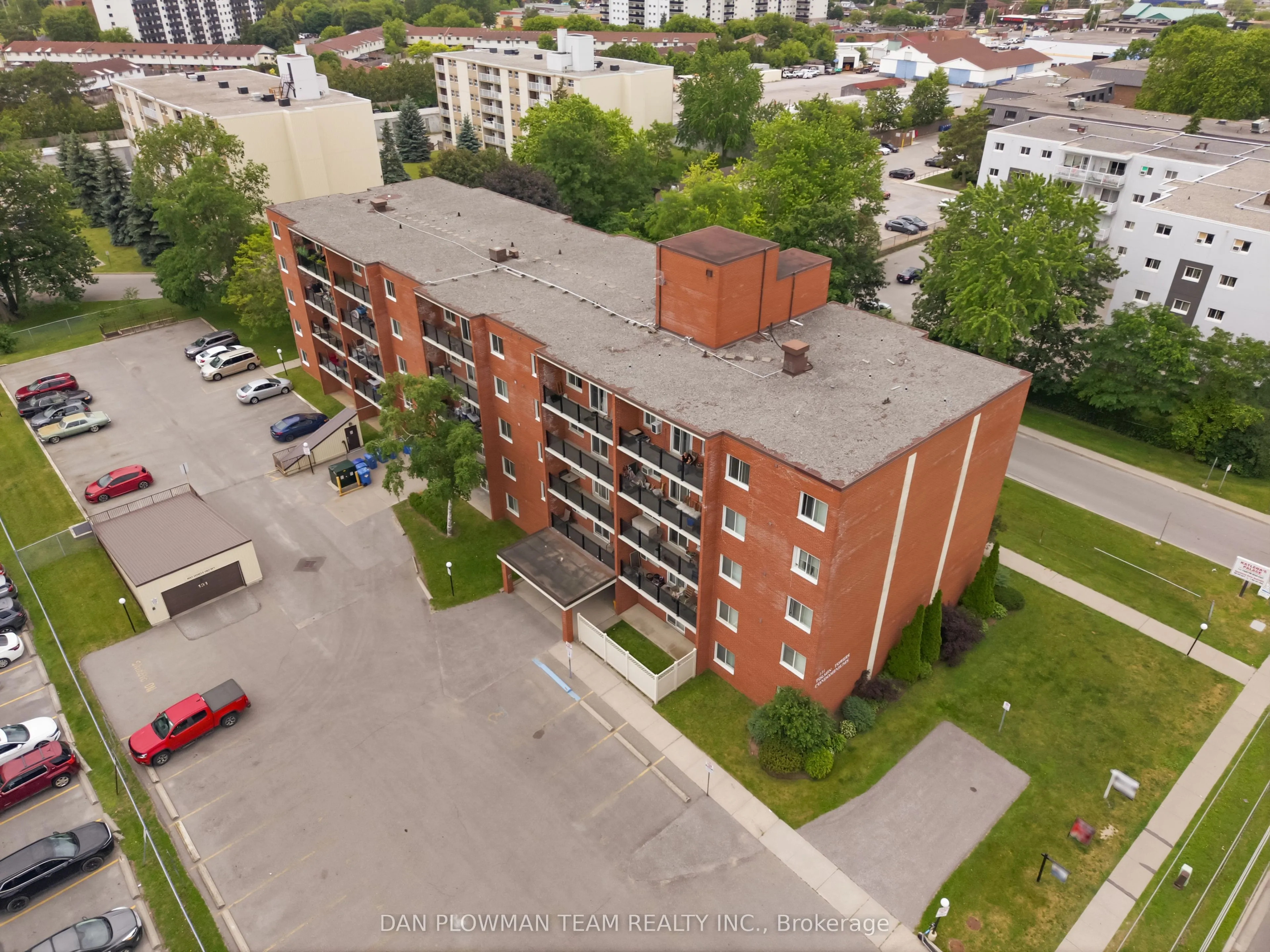 131 Taunton Road E #204