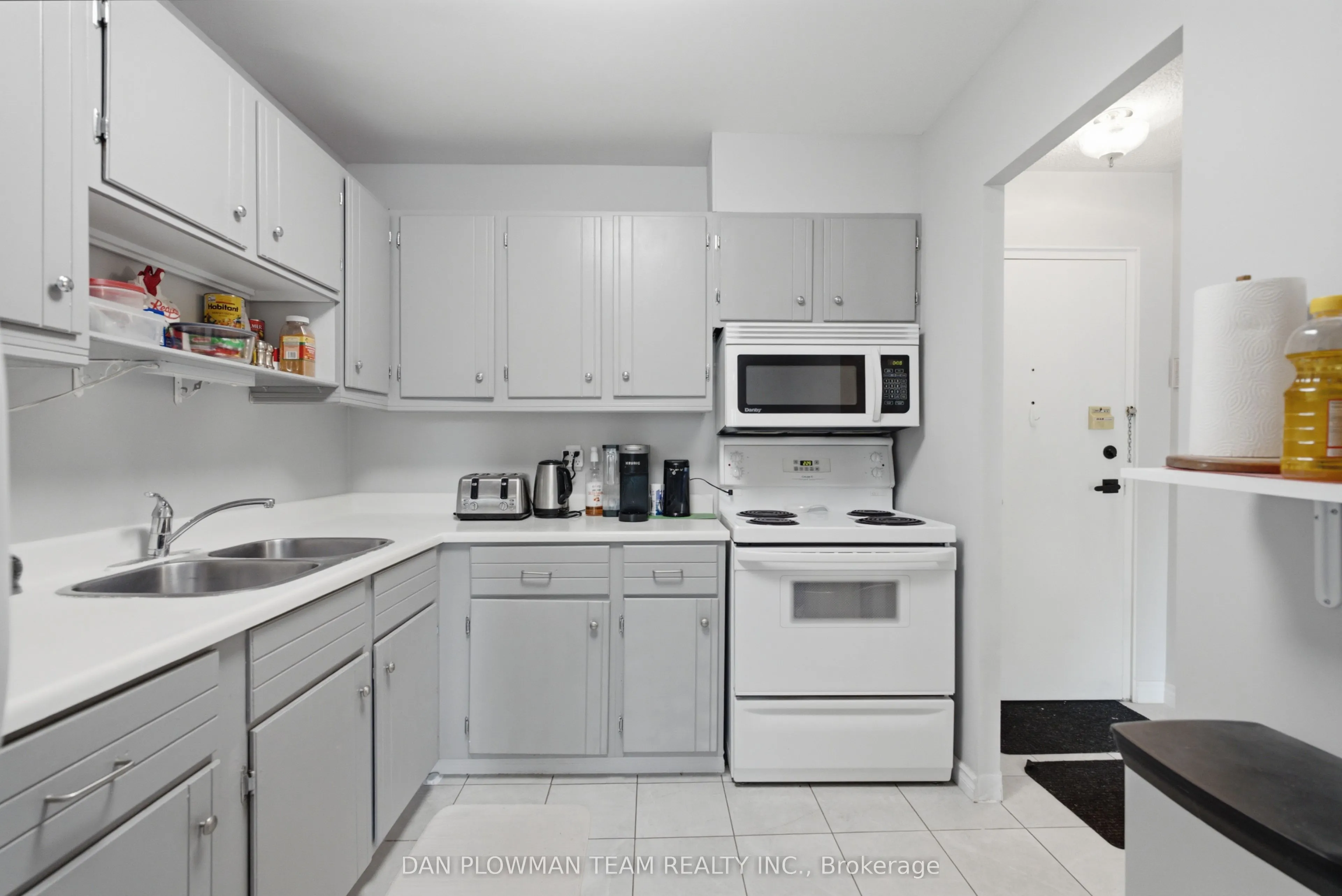 131 Taunton Road E #204