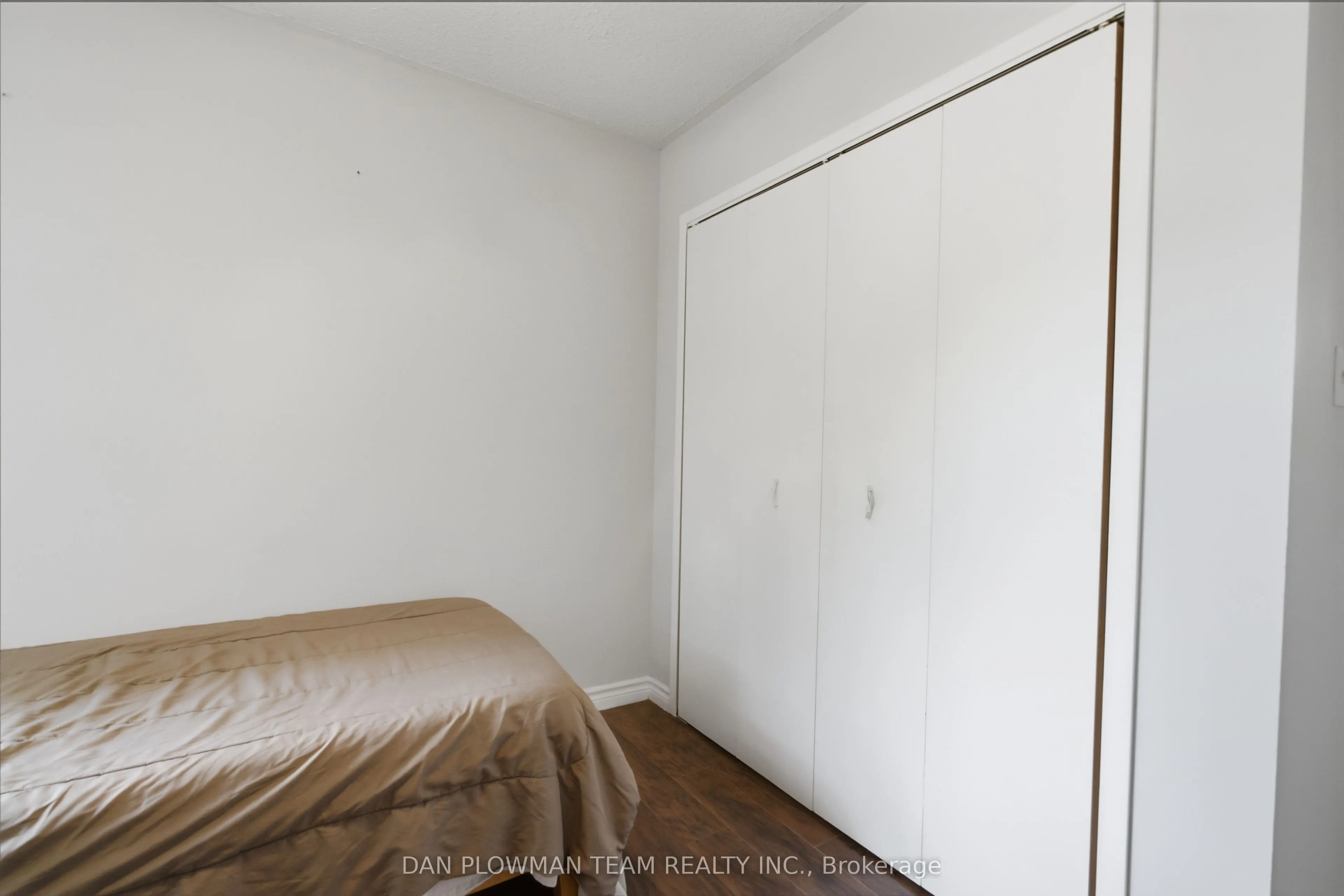 131 Taunton Road E #204