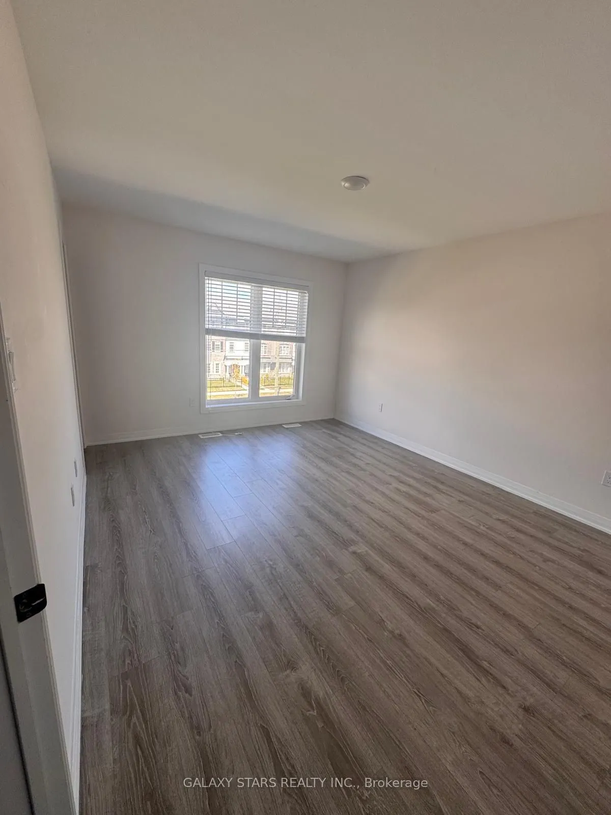50 Ambereen Place