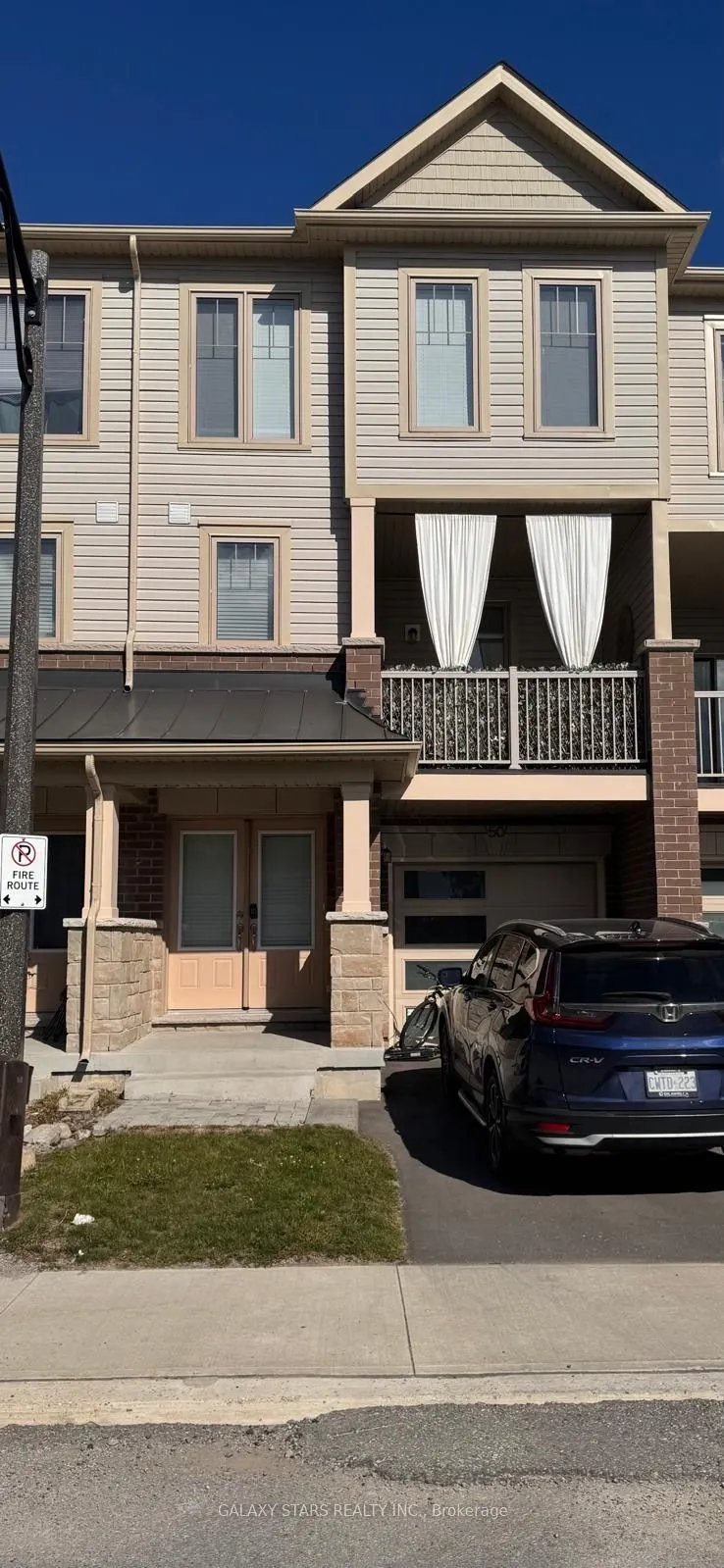 50 Ambereen Place