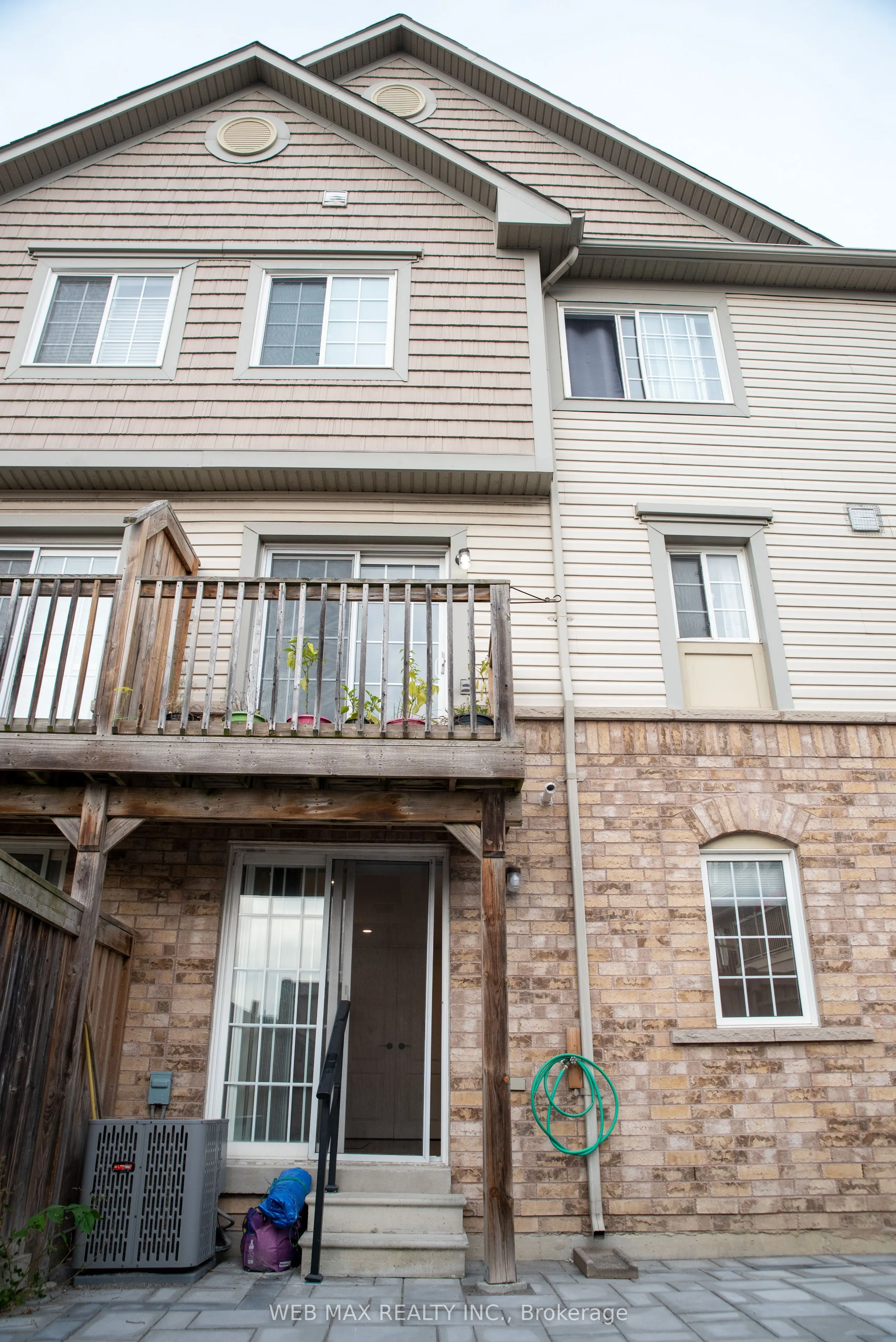 53 Ventura Lane