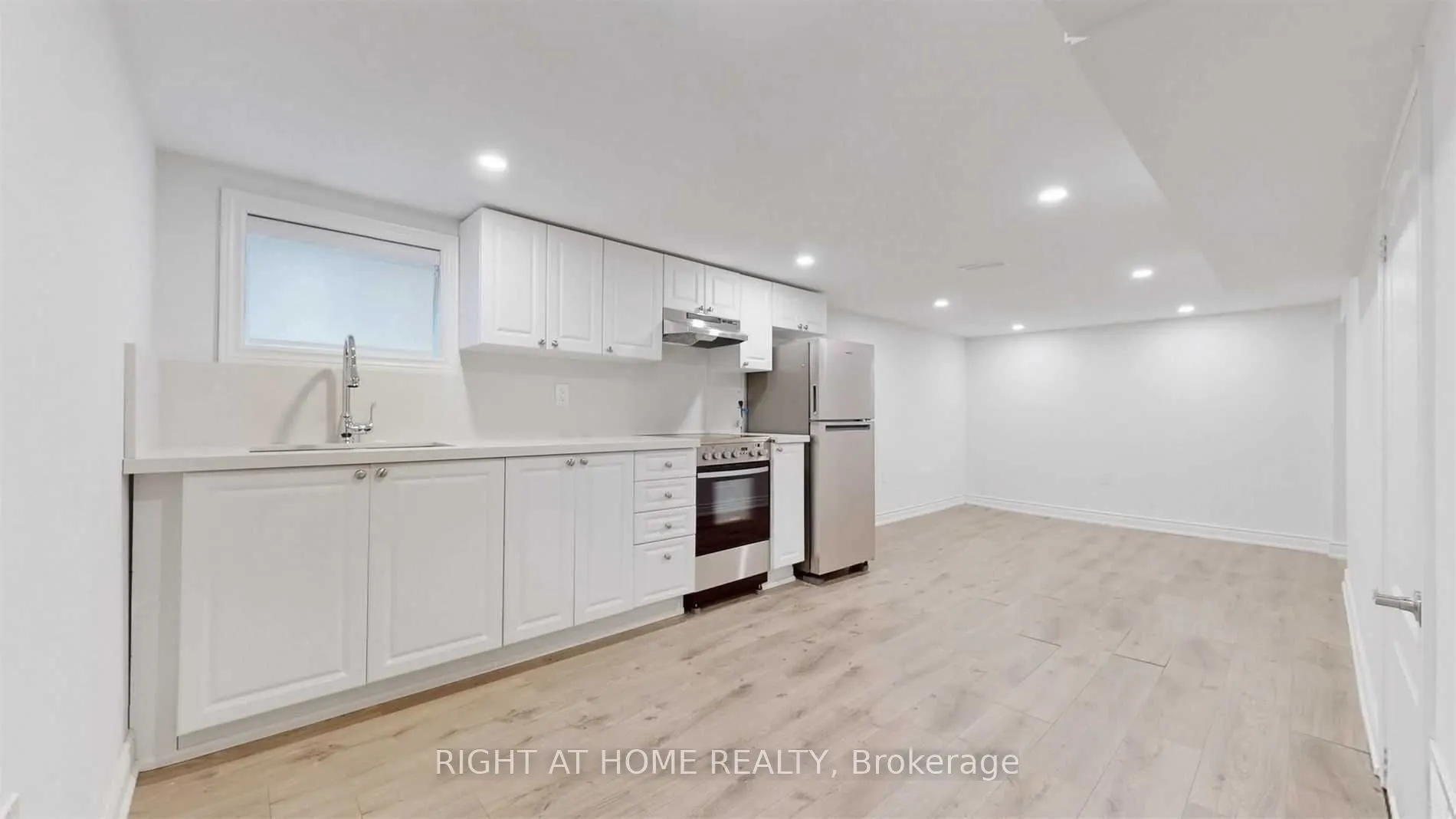 8 Airley Crescent #Bsmt