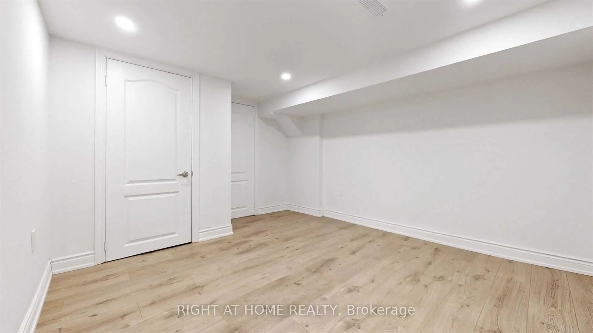 8 Airley Crescent #Bsmt