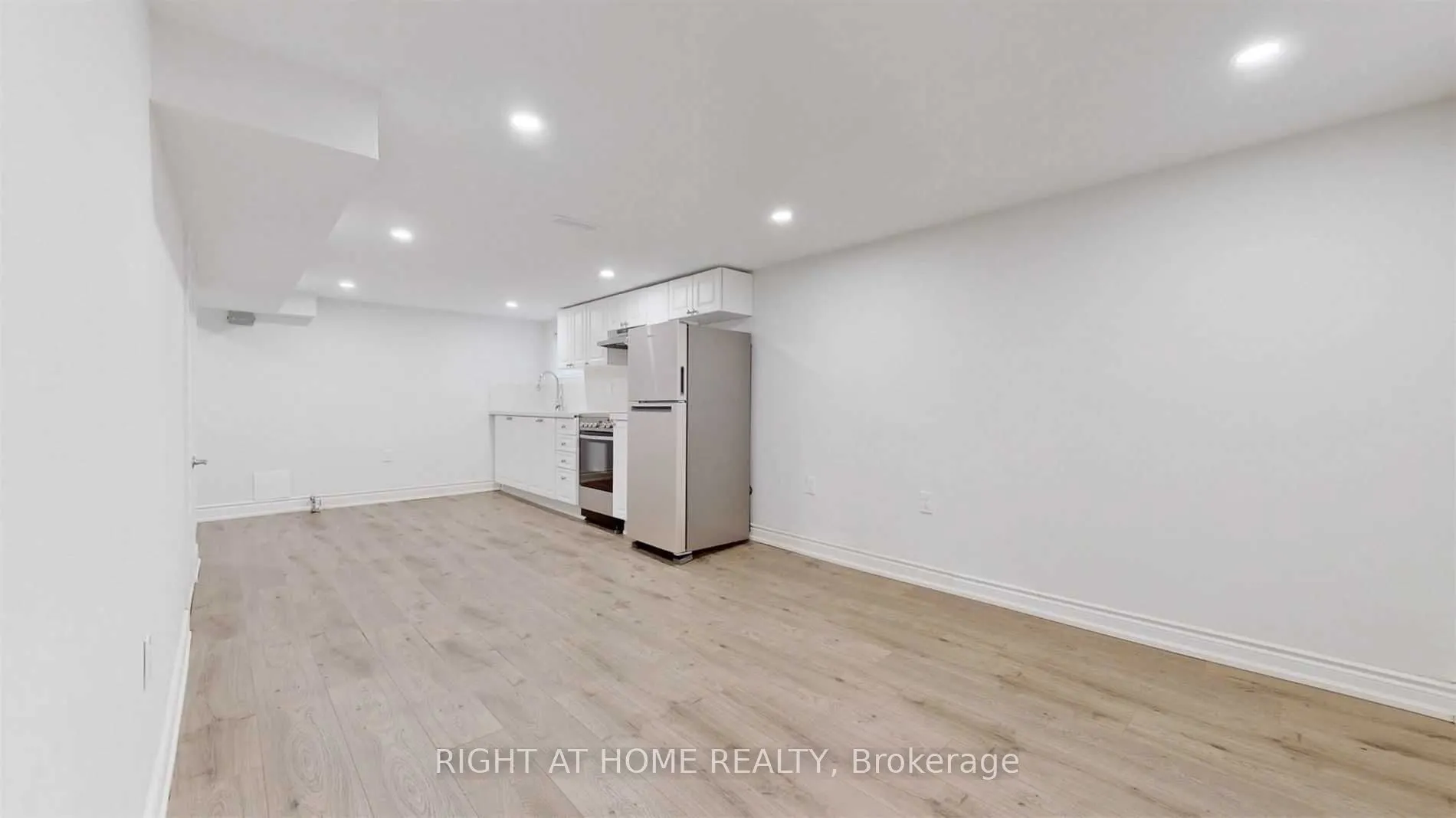 8 Airley Crescent #Bsmt