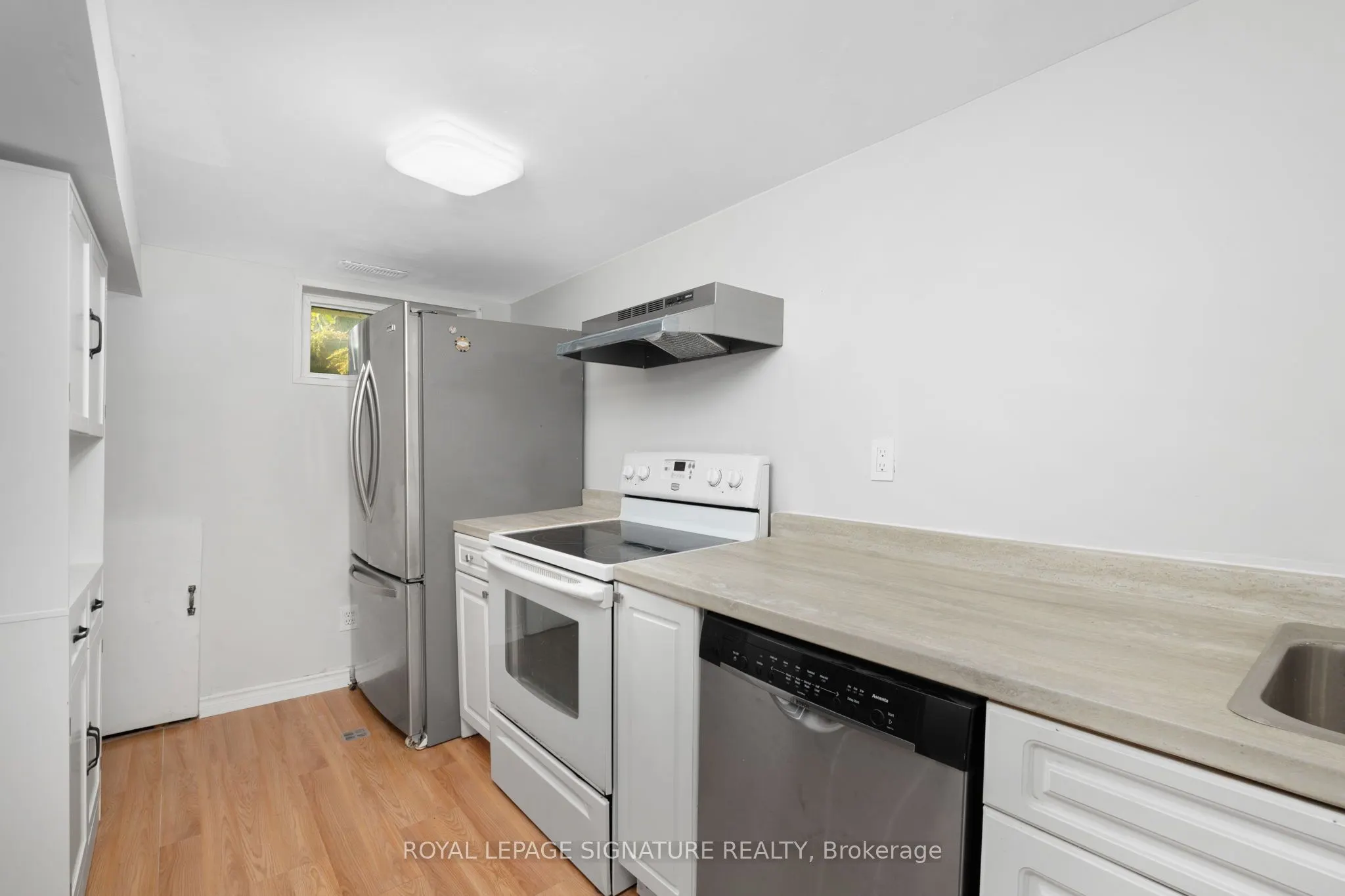 903 Liverpool Road #Lower