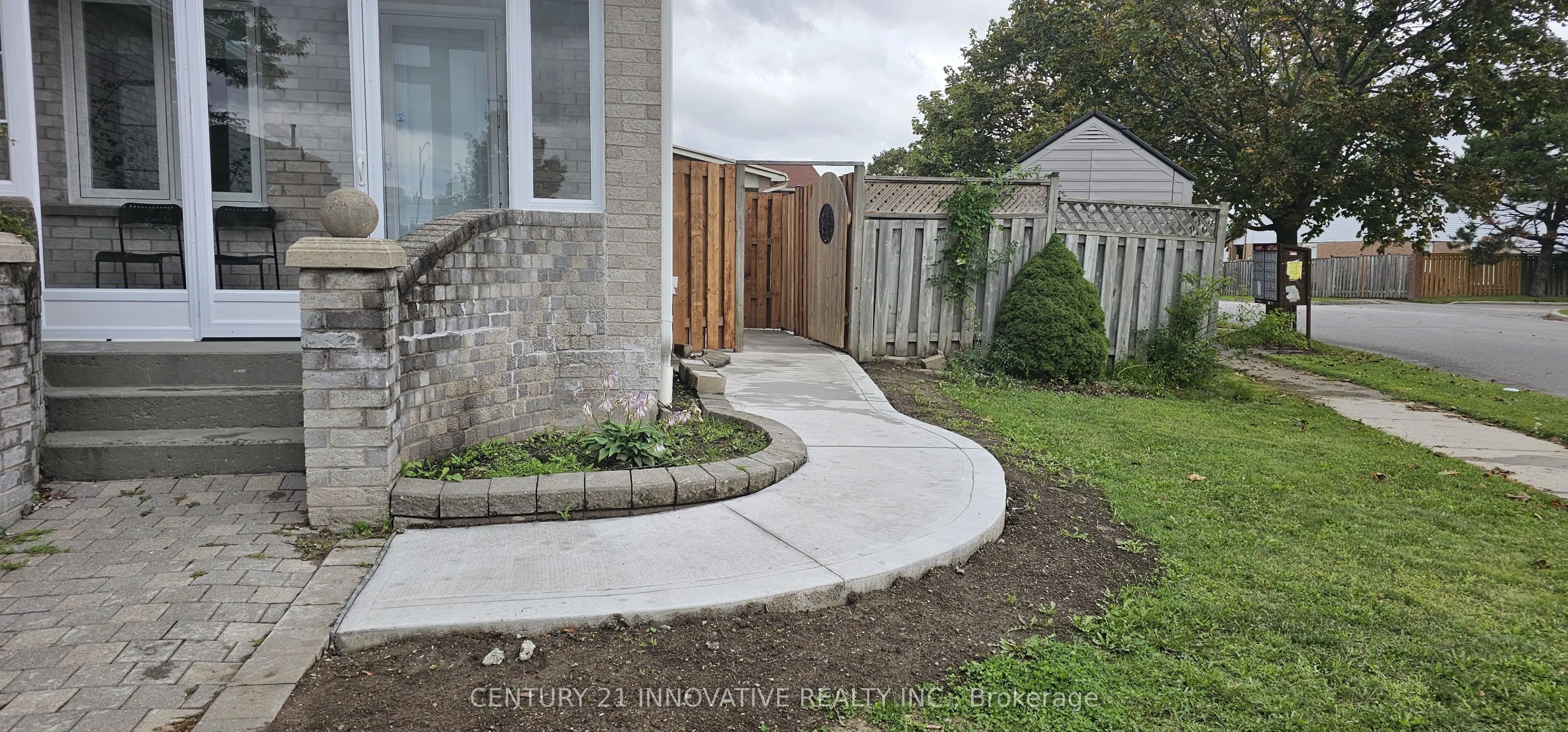 2 Blackburn Crescent
